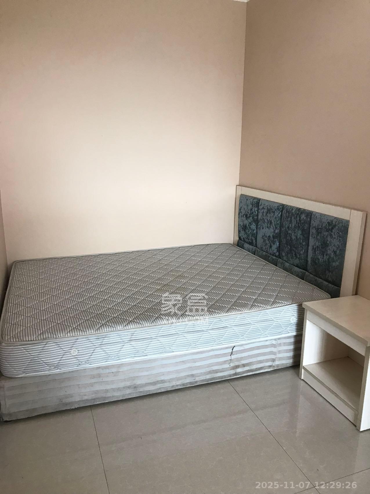 东驿竹园  1室1厅1卫    1200.0元/月室内图