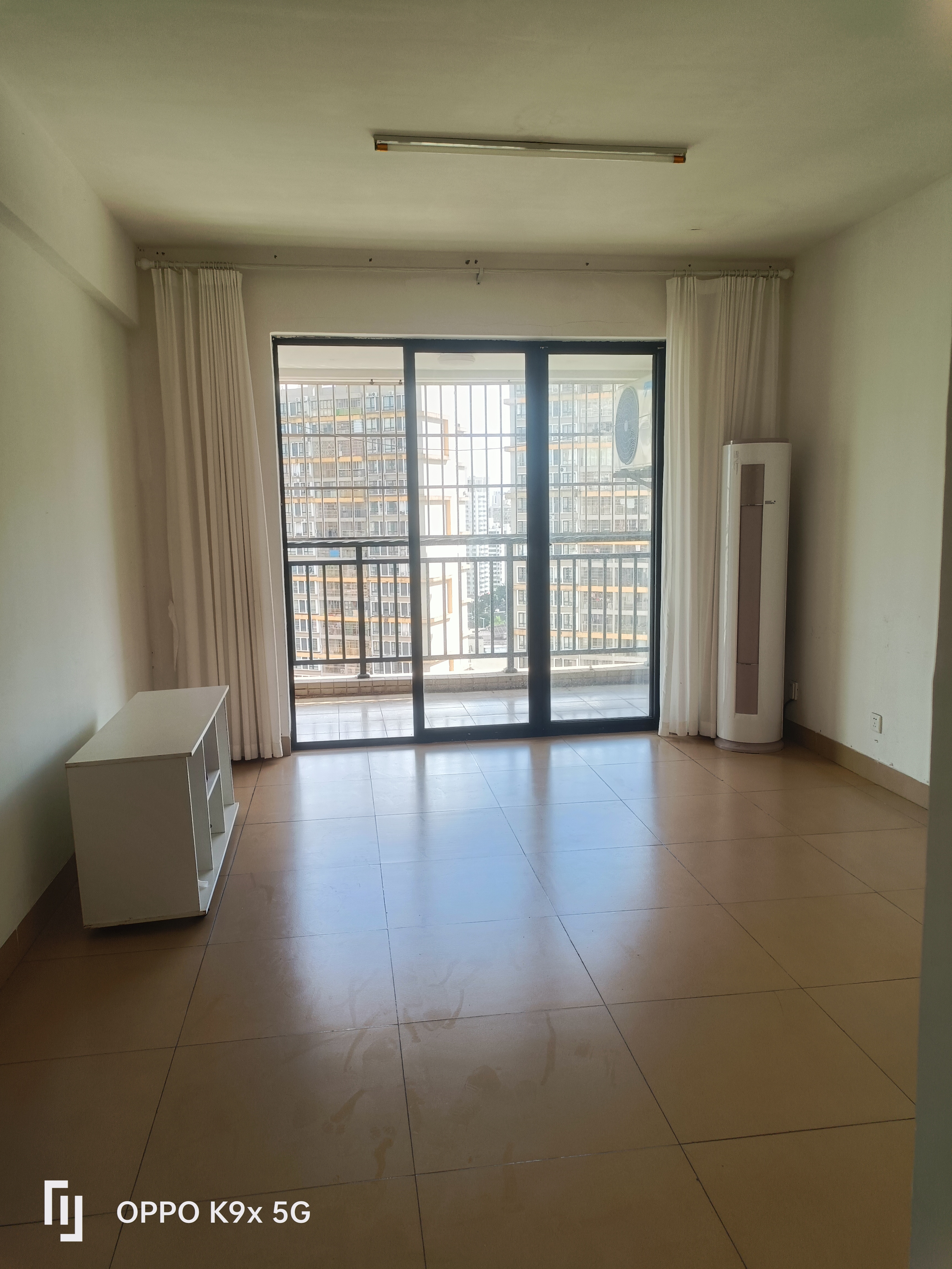 玉沙广场（京华城）  1室0厅0卫    2300.0元/月