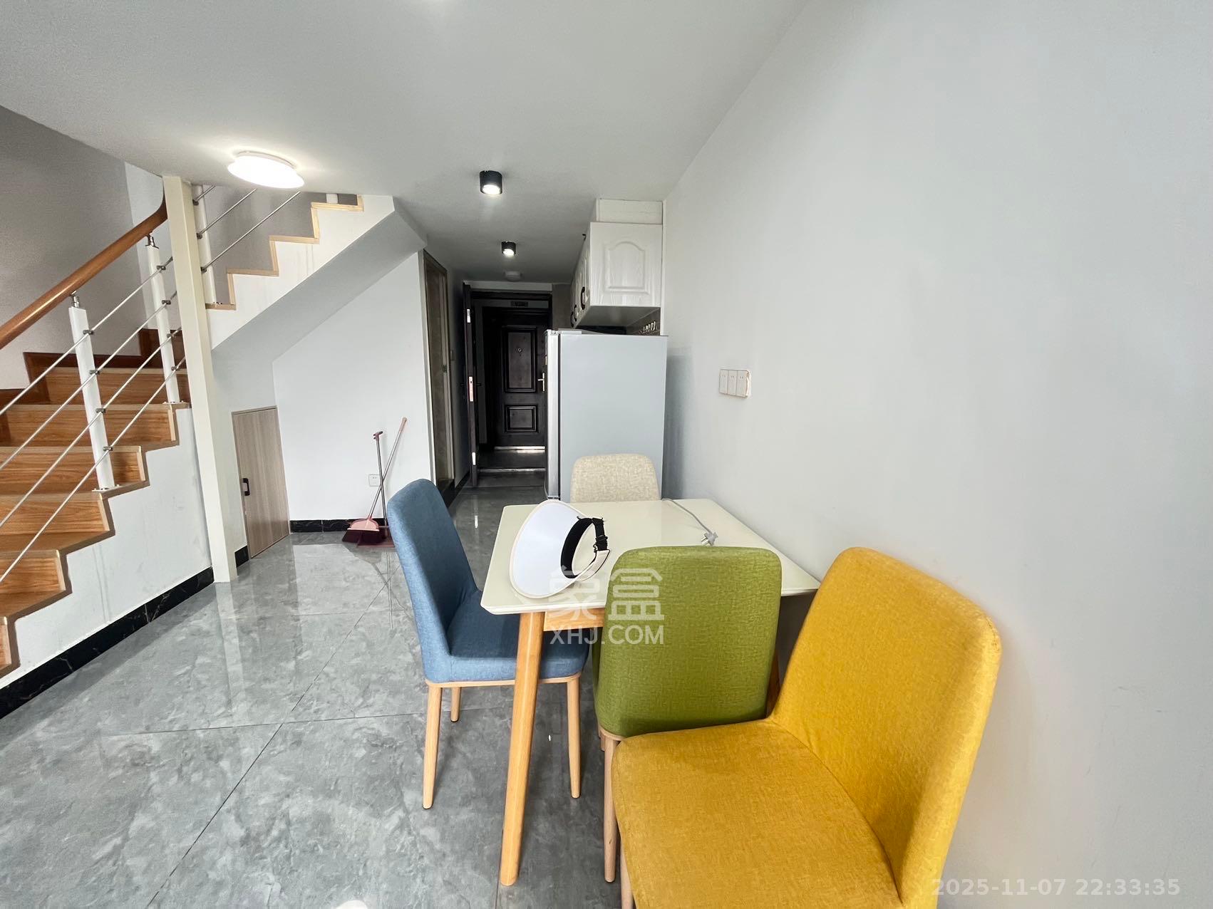 裕天国际商汇中心  1室1厅1卫    1800.0元/月室内图