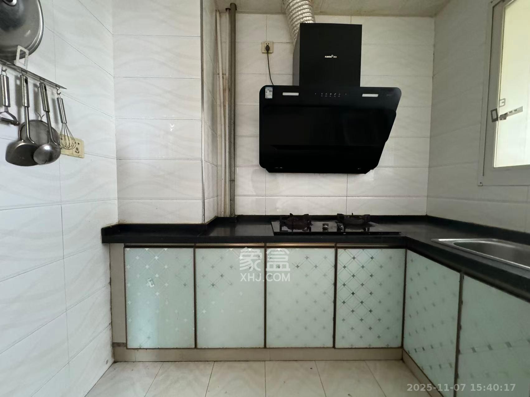 万国城(当代满庭春MOMA)三期 3室2厅1卫 2100.0元/月 万国城(当代满庭春MOMA)三期 3室2厅1卫 2100.0元/月室内图