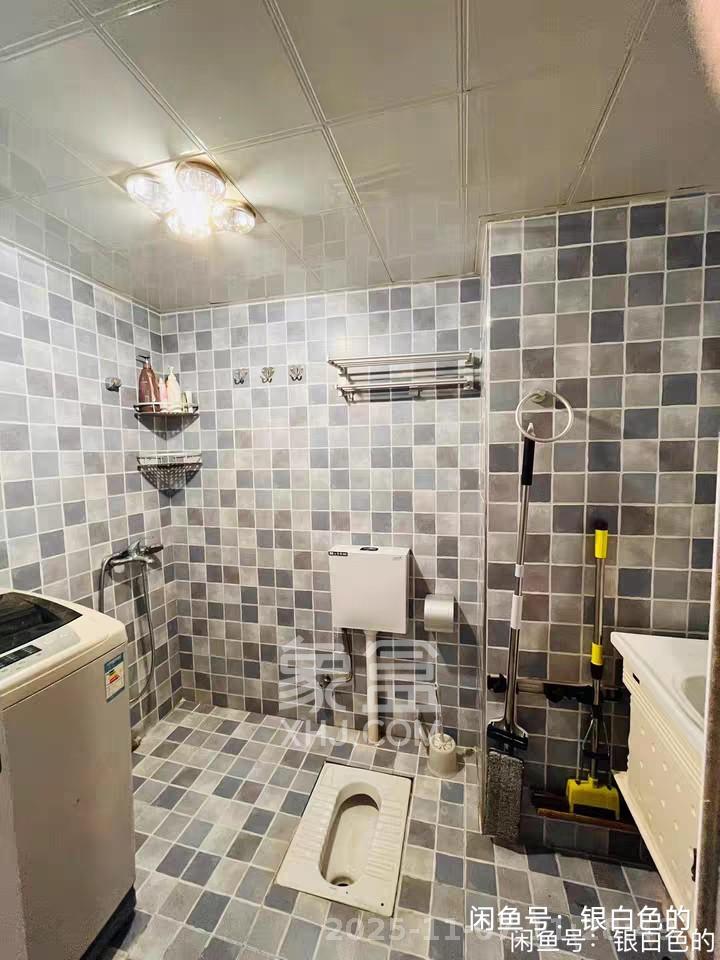 新长海广场  1室1厅1卫    1200.0元/月室内图