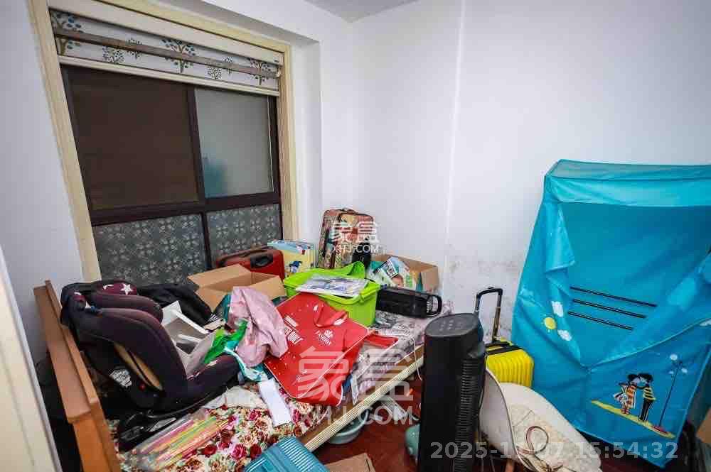 金科世界城 3室2厅1卫 2200.0元/月 金科世界城 3室2厅1卫 2200.0元/月室内图