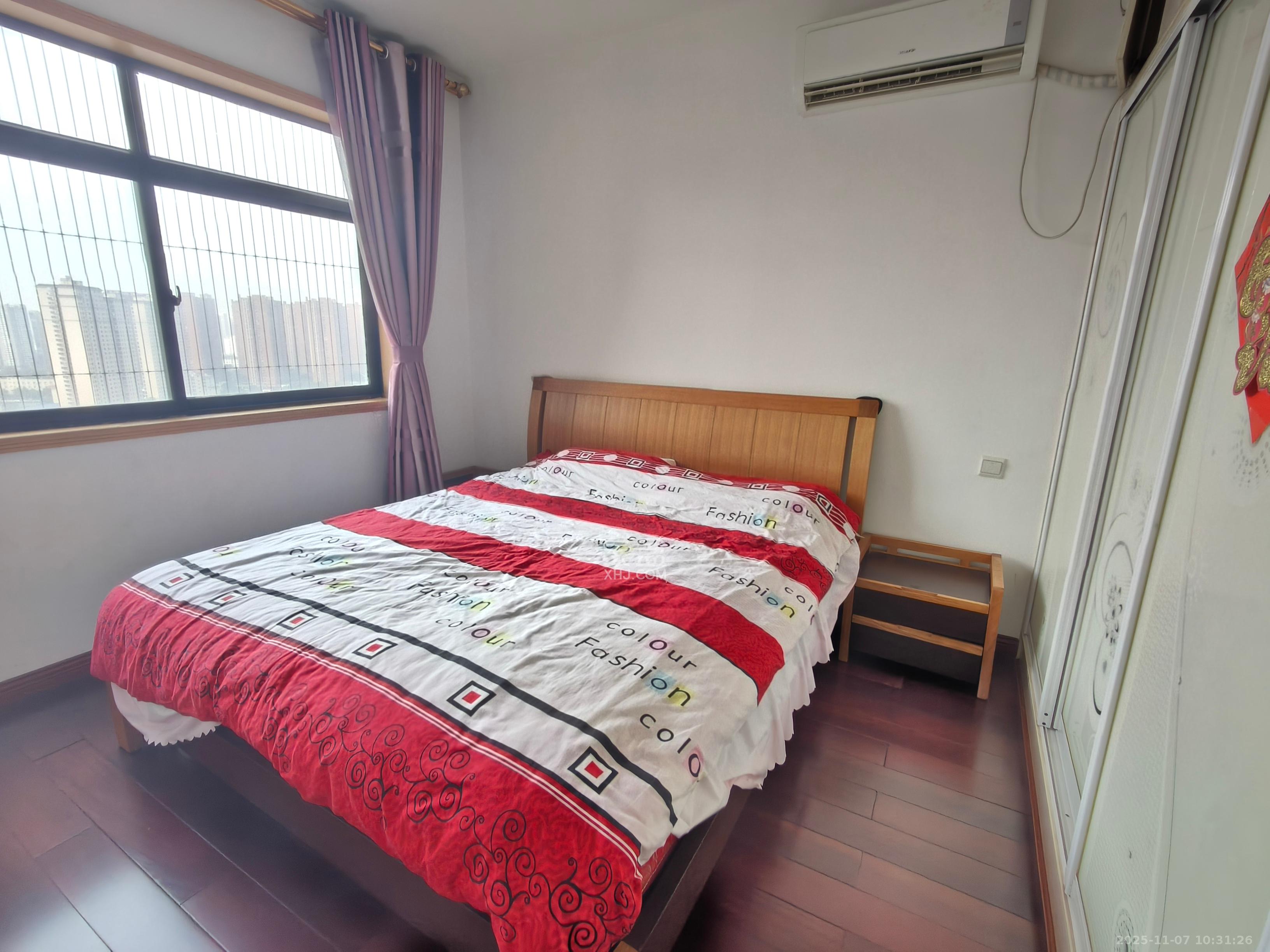 康桥长郡  3室2厅2卫    1900.0元/月室内图