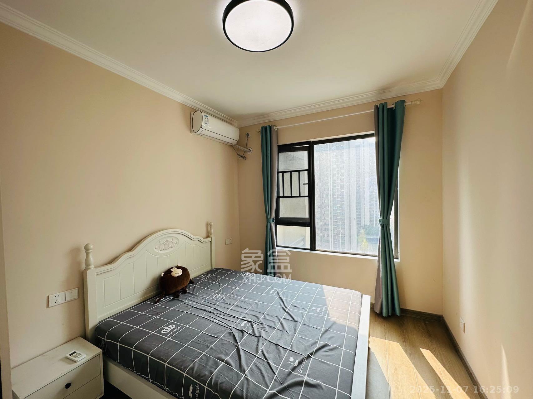 佳兆业云顶梅溪湖（佳兆业梅溪荟）  4室2厅2卫    3500.0元/月室内图