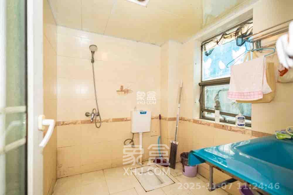 阳光紫薇园  4室2厅2卫    2800.0元/月室内图