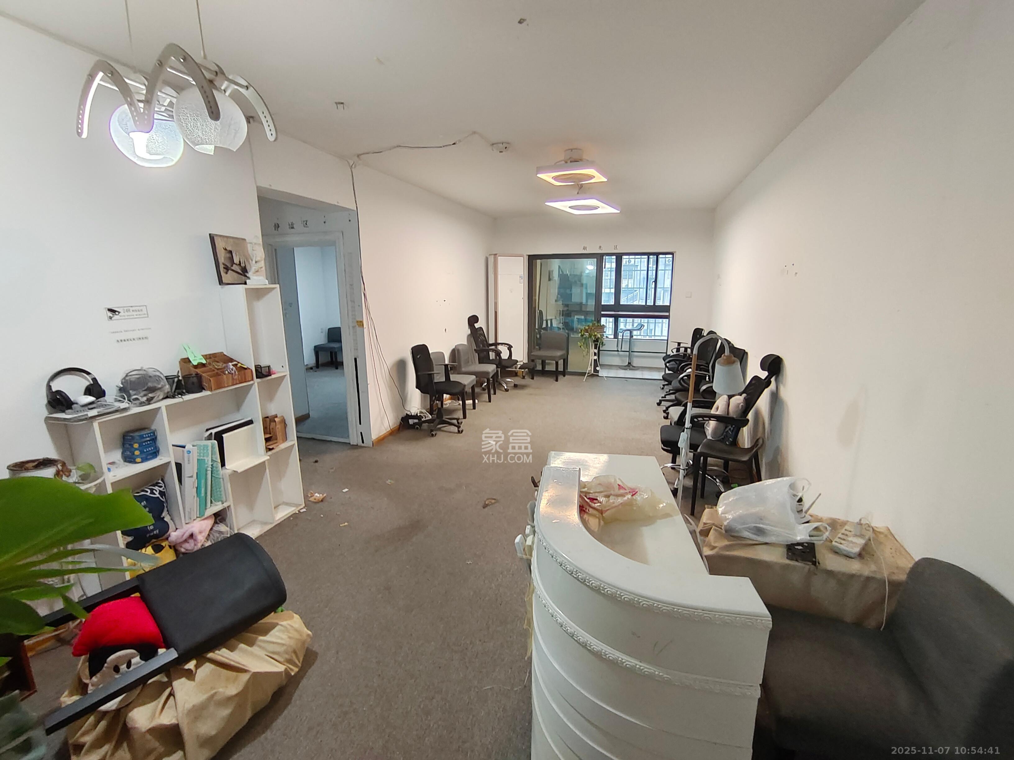 上峰苑（兰亭玥岛）  2室1厅1卫    2200.0元/月