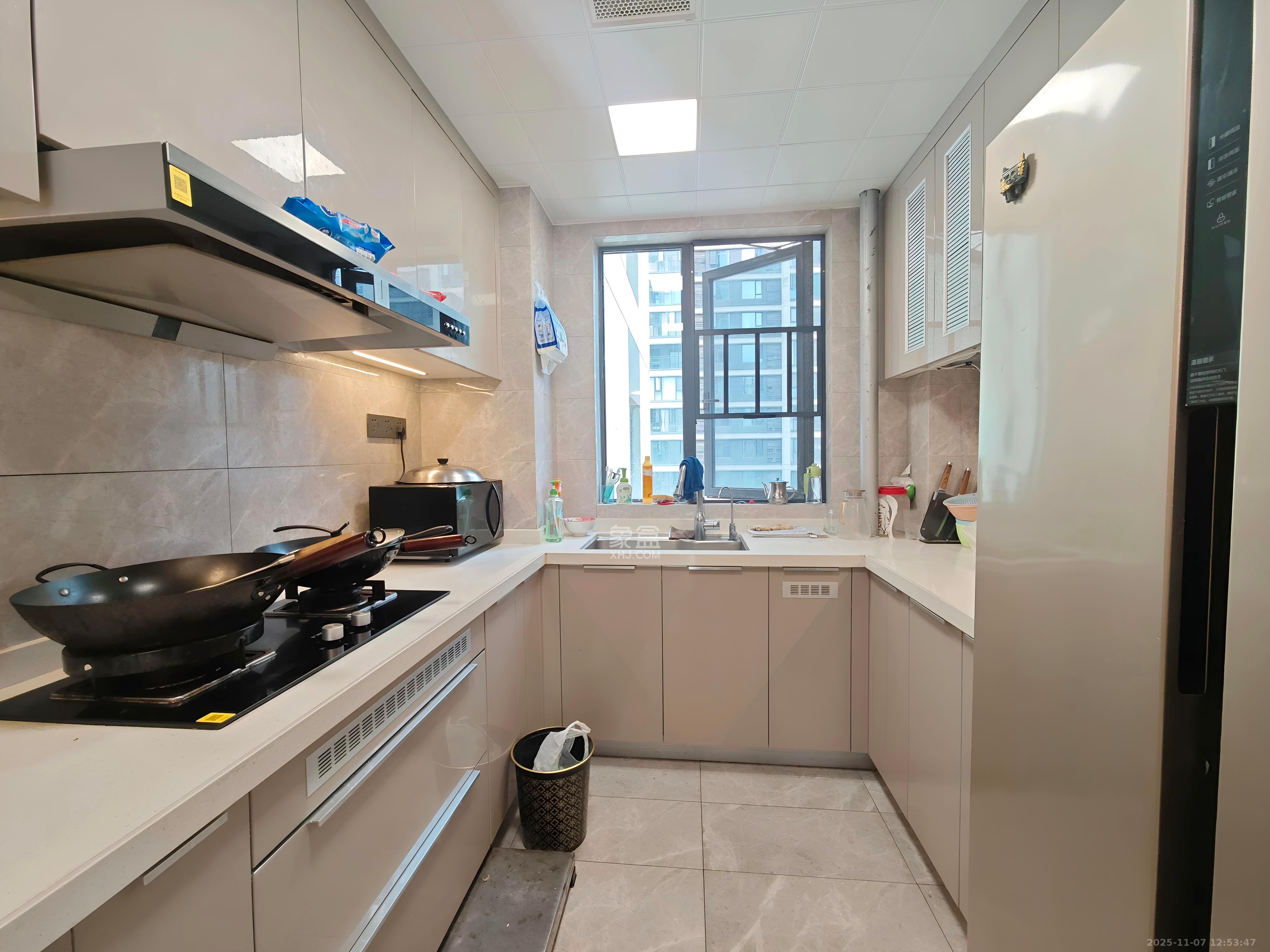 旭辉雨花郡 4室2厅2卫 4300.0元/月 旭辉雨花郡 4室2厅2卫 4300.0元/月室内图