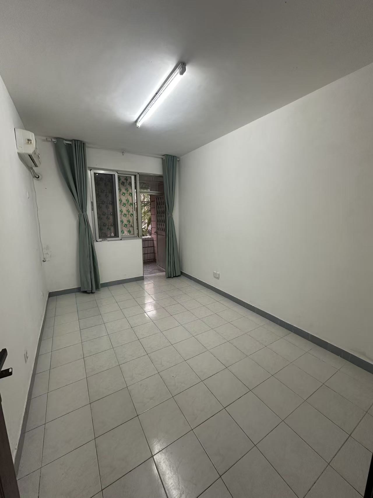 侨诚花园  1室0厅0卫    1500.0元/月室内图