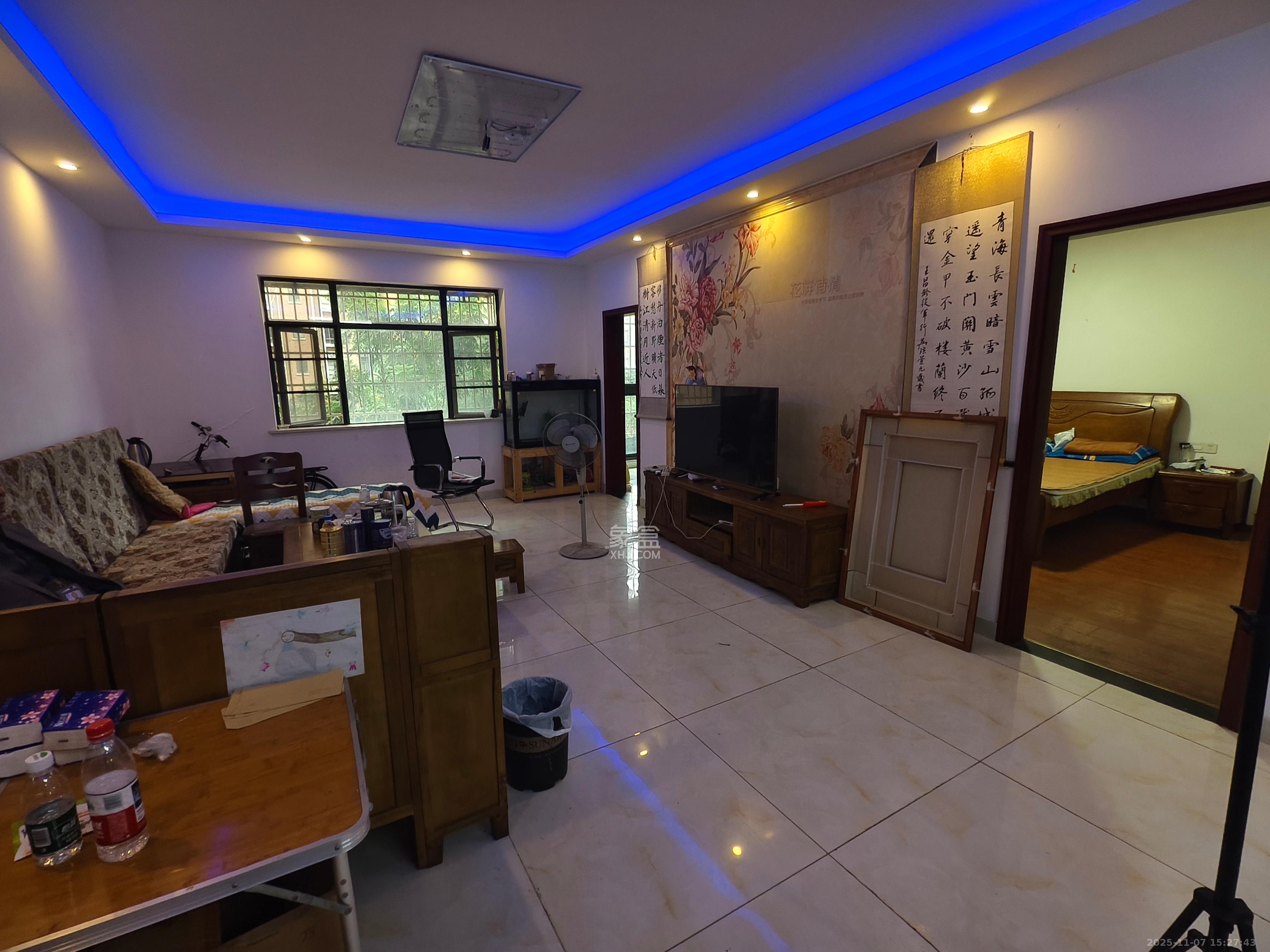 湘府名邸(同力家园) 1室2厅2卫 2000.0元/月 湘府名邸(同力家园) 1室2厅2卫 2000.0元/月室内图