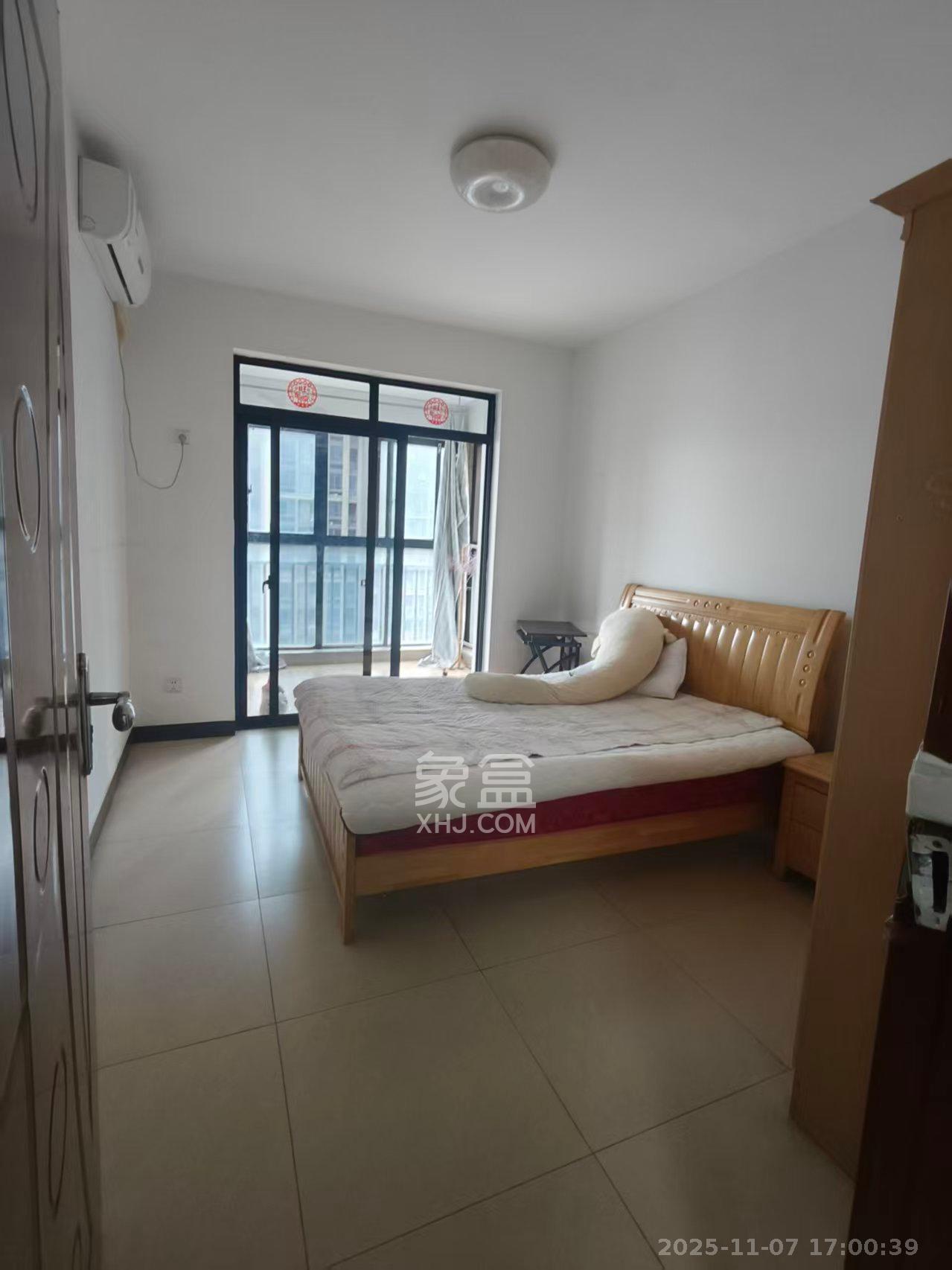 百纳广场(百纳公寓) 1室2厅0卫 2300.0元/月 百纳广场(百纳公寓) 1室2厅0卫 2300.0元/月室内图