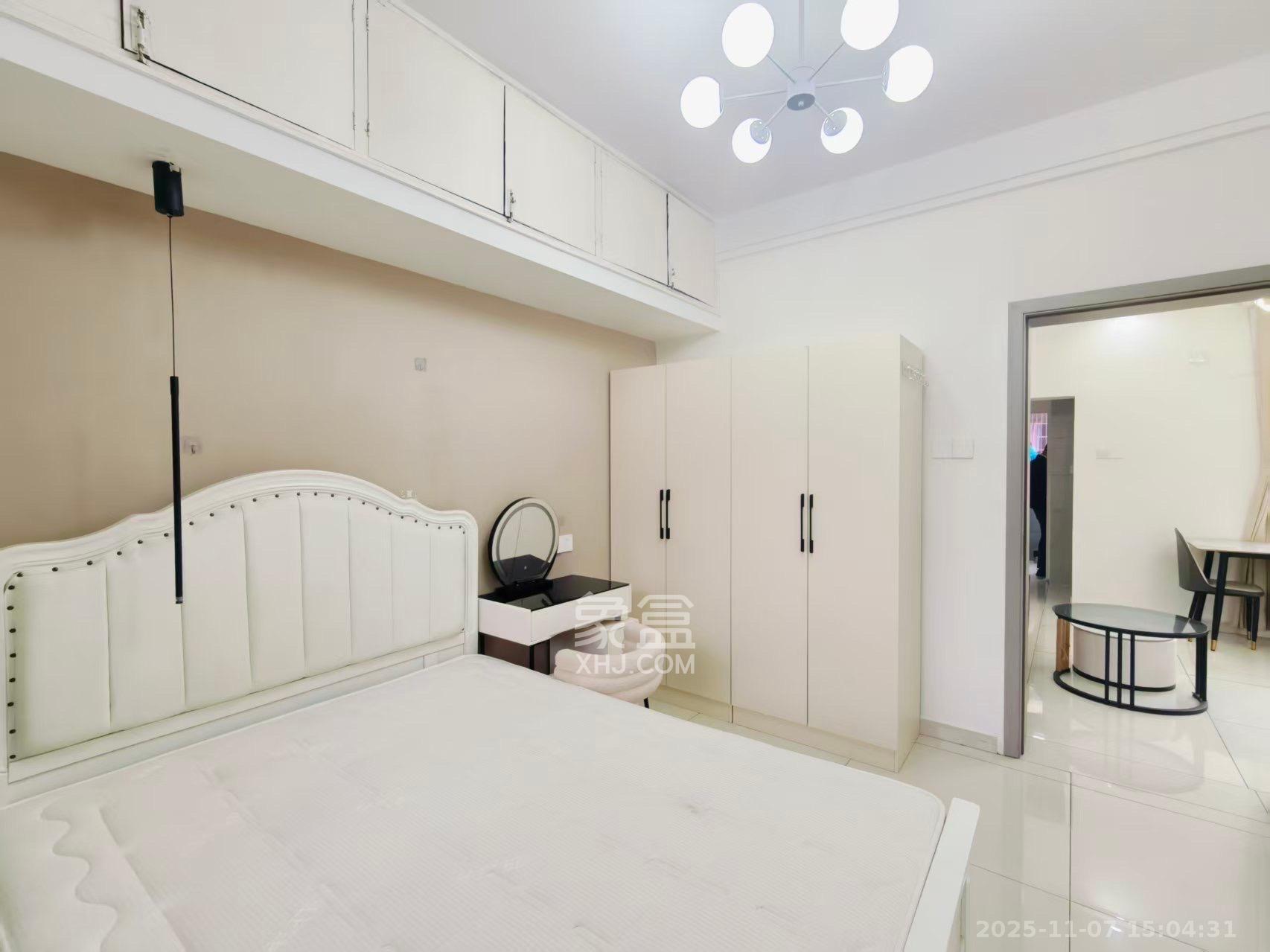 东风二村社区房  1室1厅1卫    2500.0元/月室内图