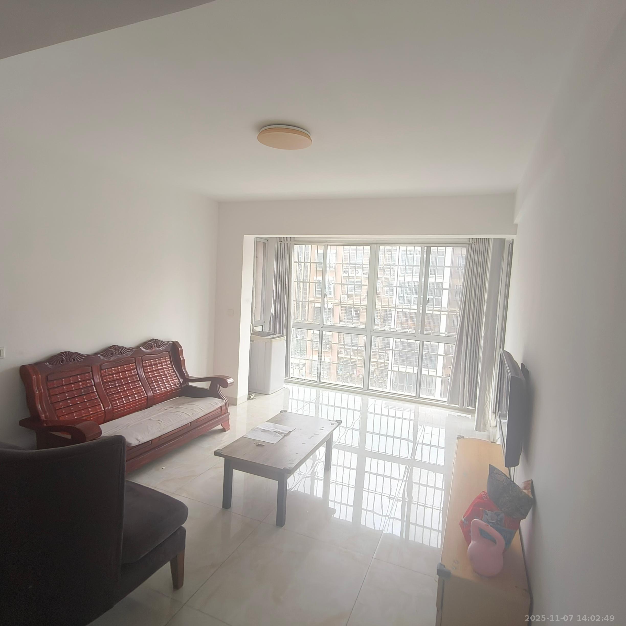 和润园一、二期  2室1厅1卫    1700.0元/月