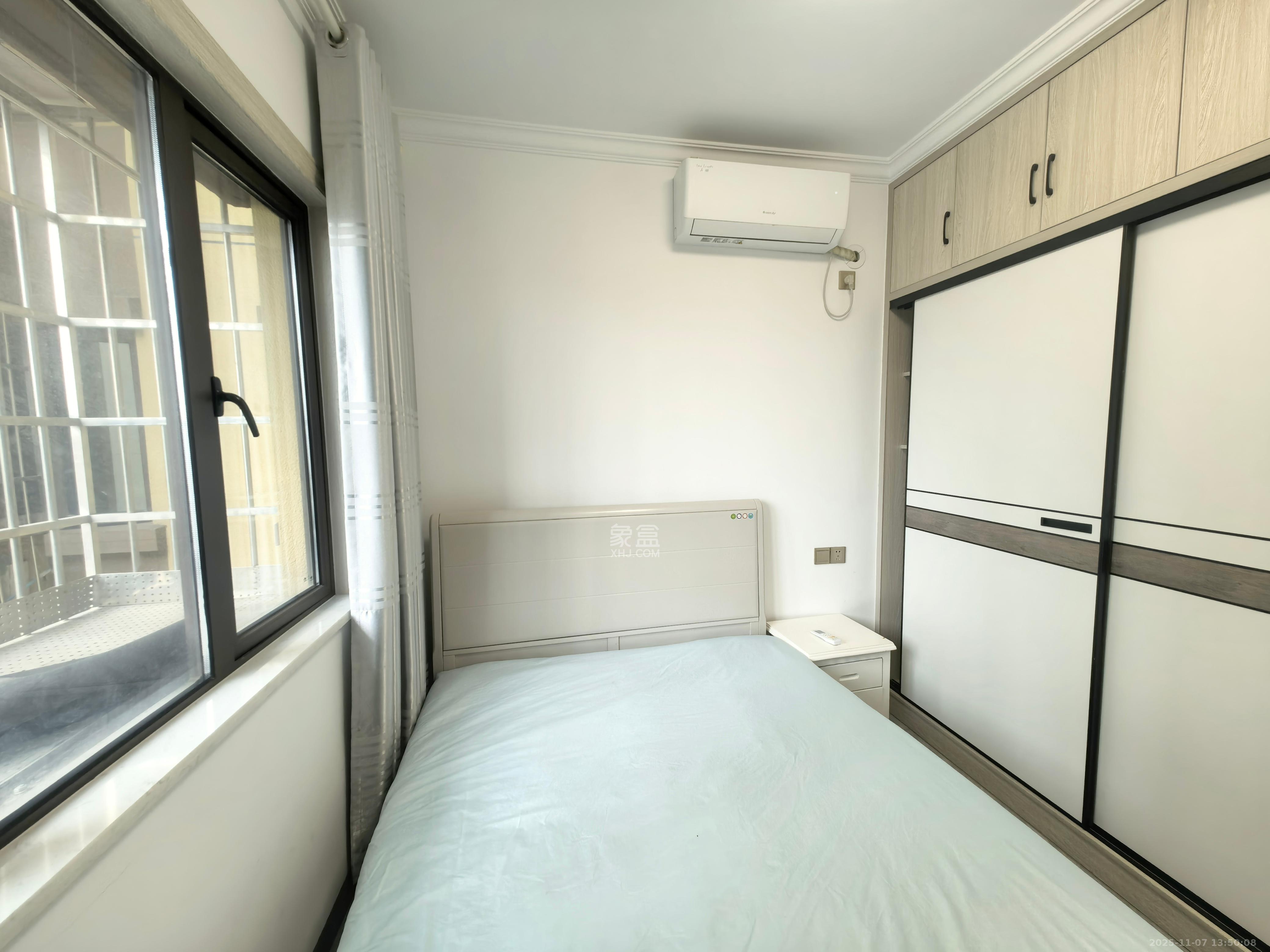 和润园三期 2室2厅1卫 2200.0元/月 和润园三期 2室2厅1卫 2200.0元/月室内图