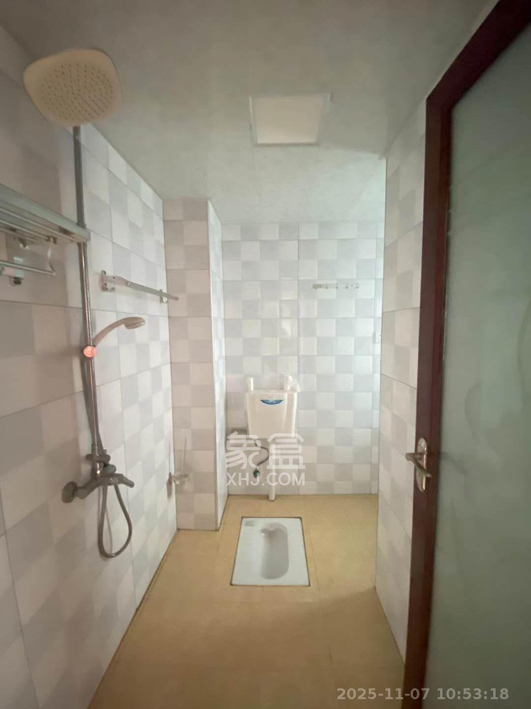 海洋半岛(月珑湾) 3室2厅2卫 2800.0元/月 海洋半岛(月珑湾) 3室2厅2卫 2800.0元/月室内图