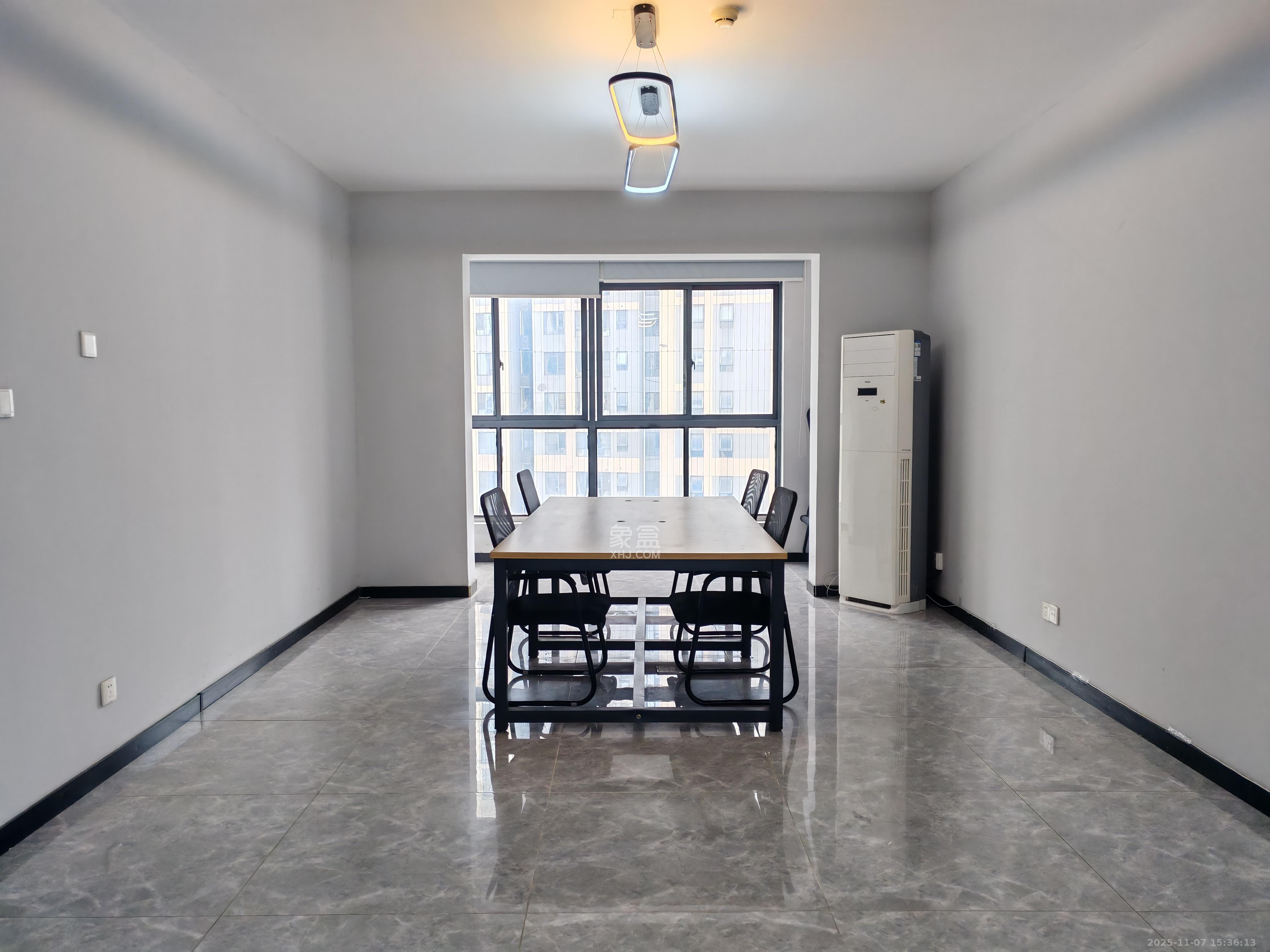 北辰三角洲B2E2区  4室2厅2卫    4000.0元/月