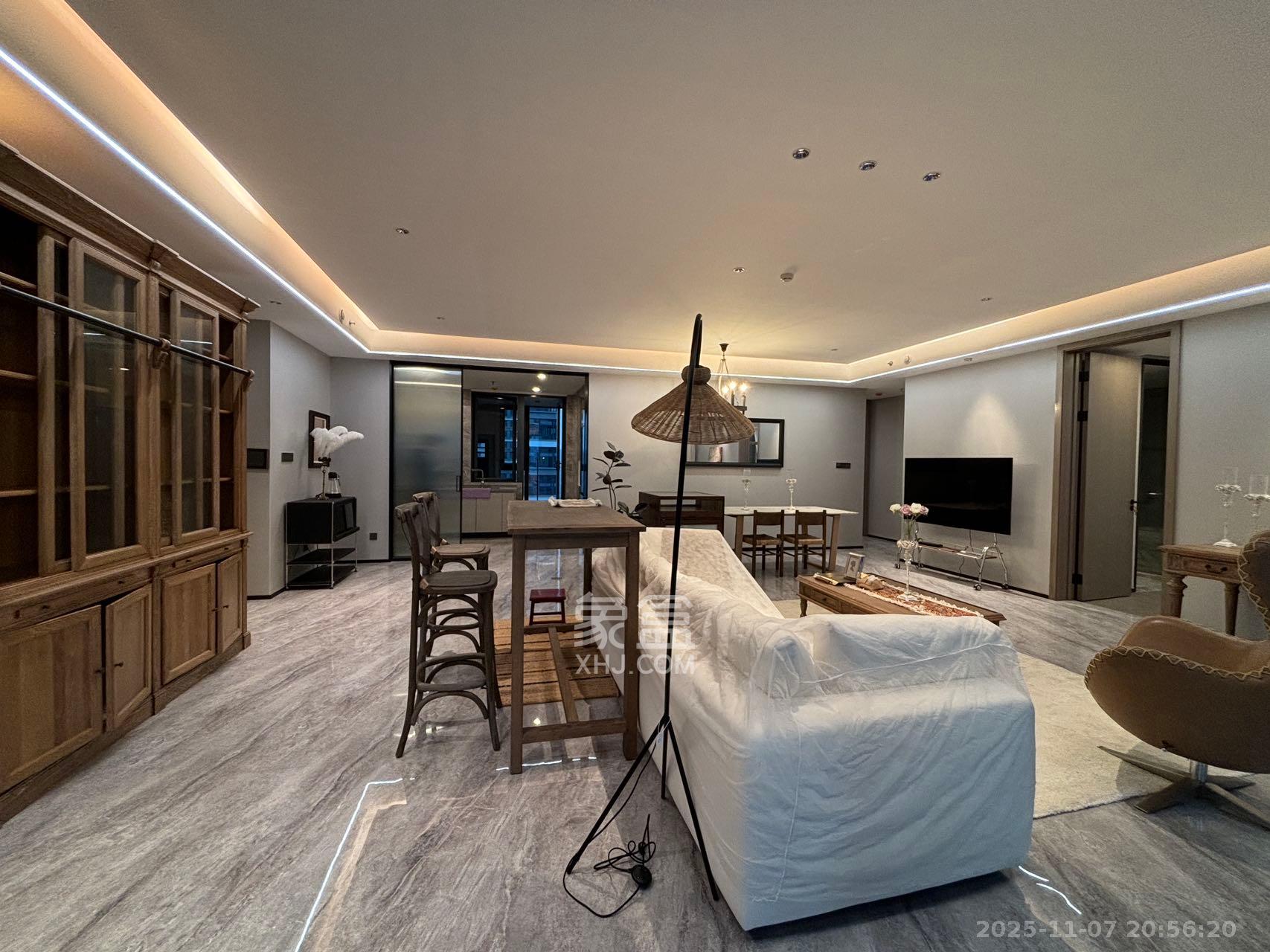 旭辉铂悦湘江  1室0厅0卫    15000.0元/月