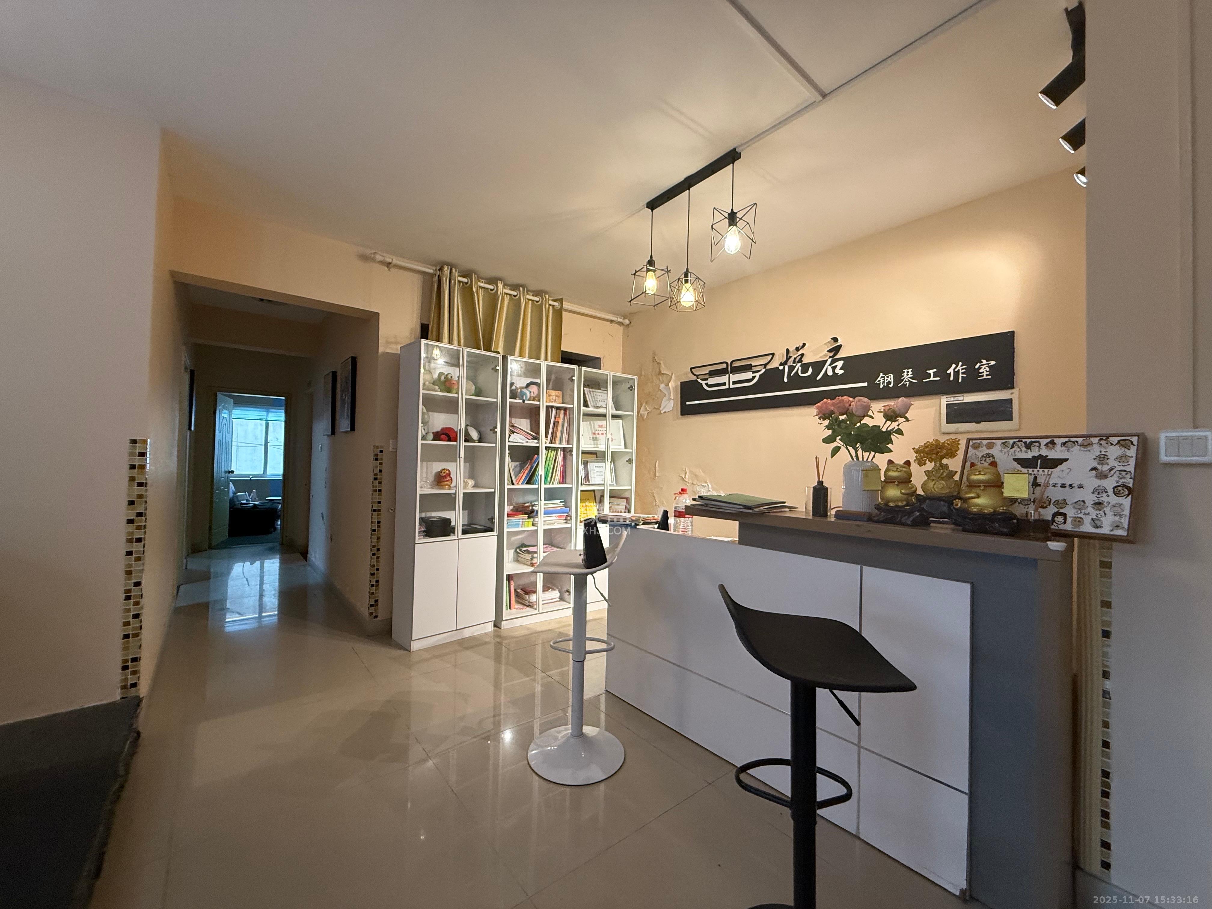 星蓝湾 3室2厅2卫 3000.0元/月 星蓝湾 3室2厅2卫 3000.0元/月室内图