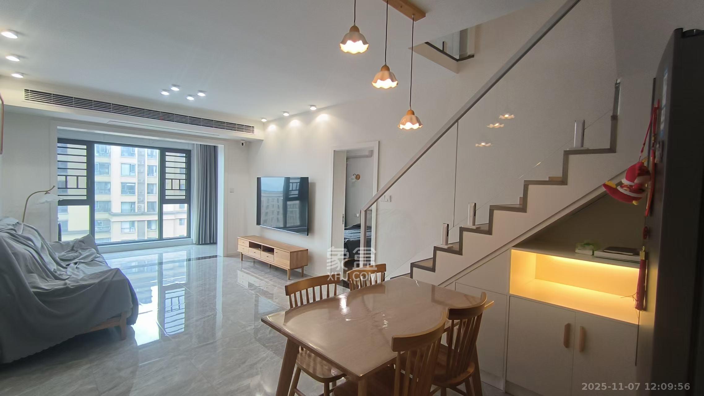 邦盛水岸御园  3室2厅2卫    3000.0元/月