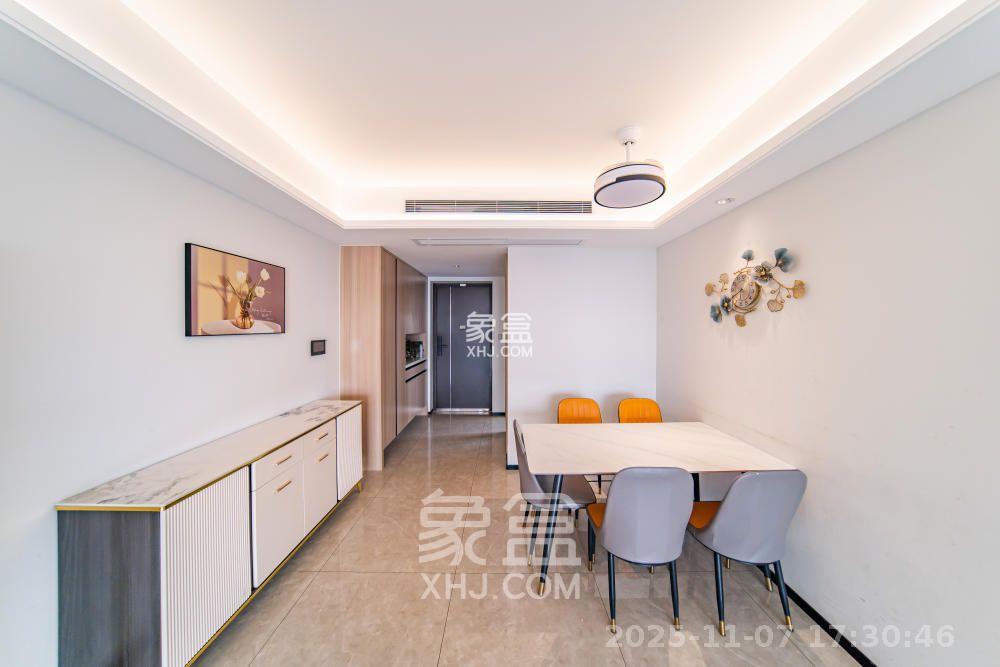 华润凯旋门一期  4室2厅2卫    3200.0元/月