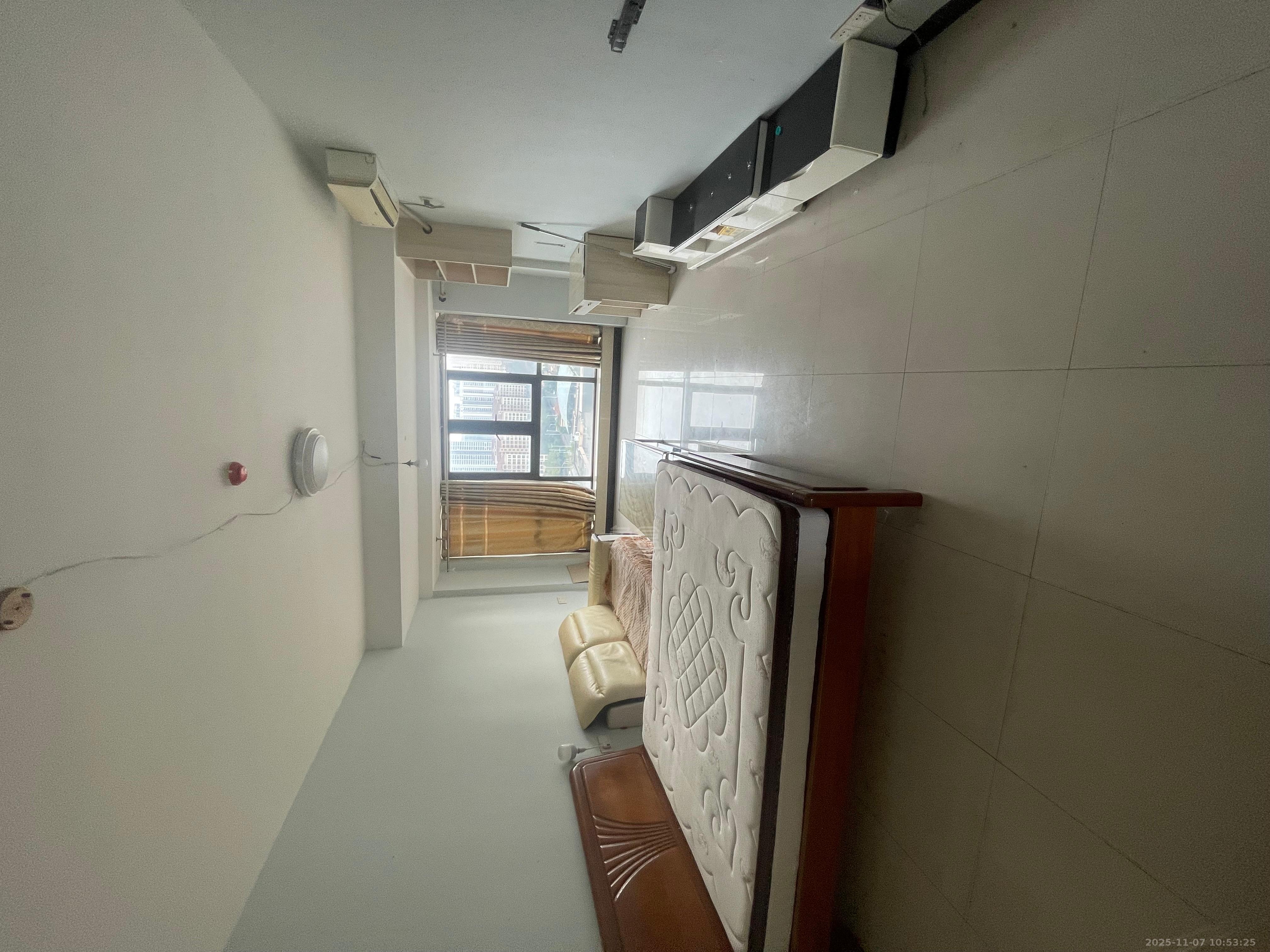 佳兆业金域天下三期  1室1厅1卫    1200.0元/月室内图