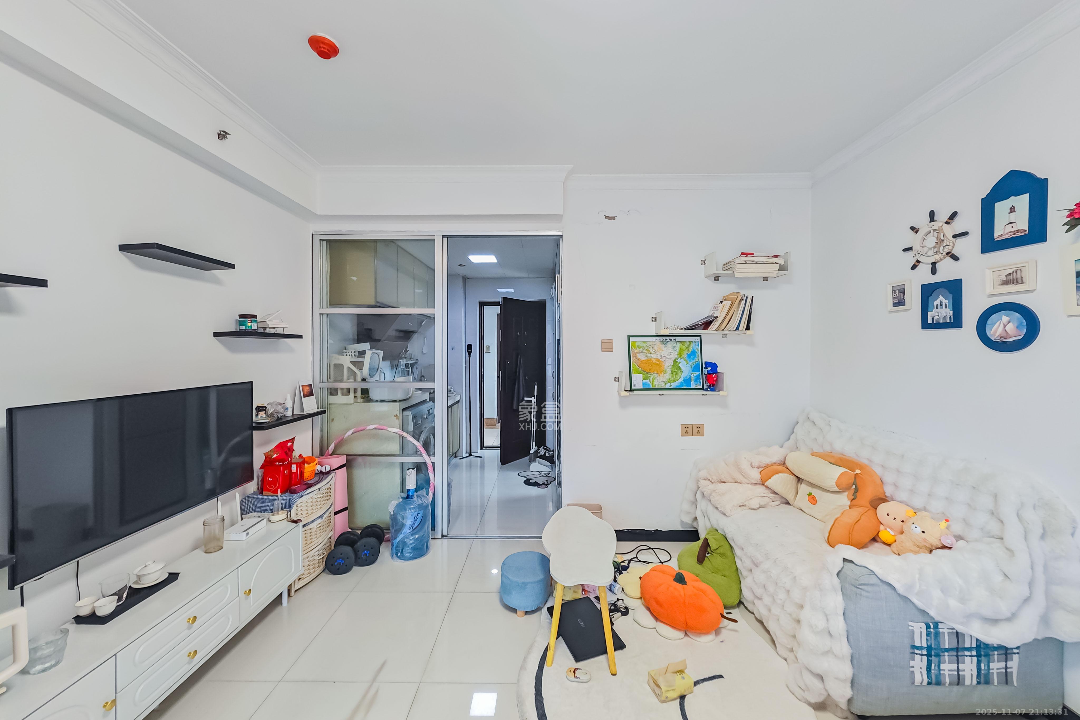 融科东南海  1室1厅1卫    26.0万卧室