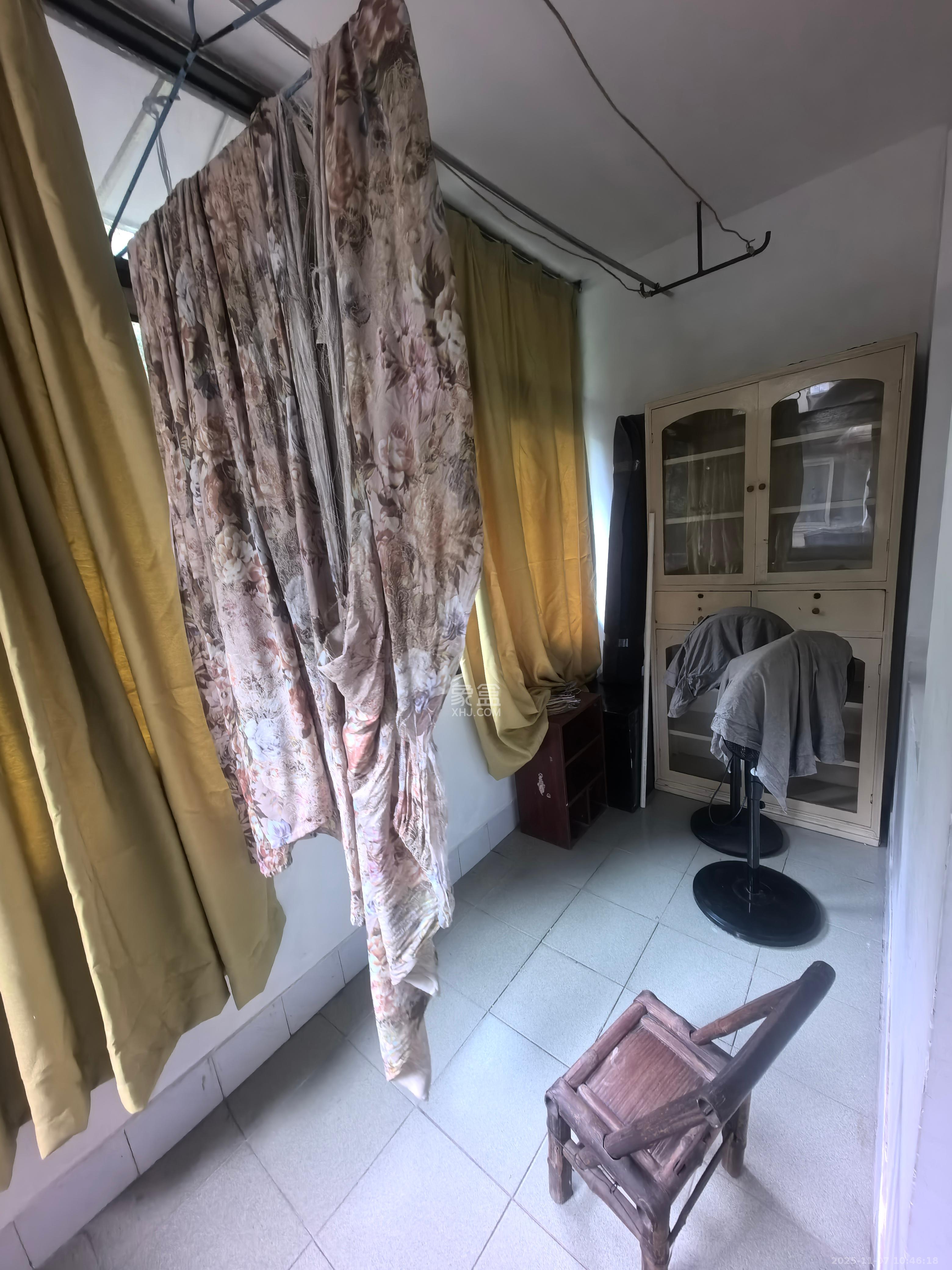 汽制宿舍  2室1厅1卫    1500.0元/月室内图