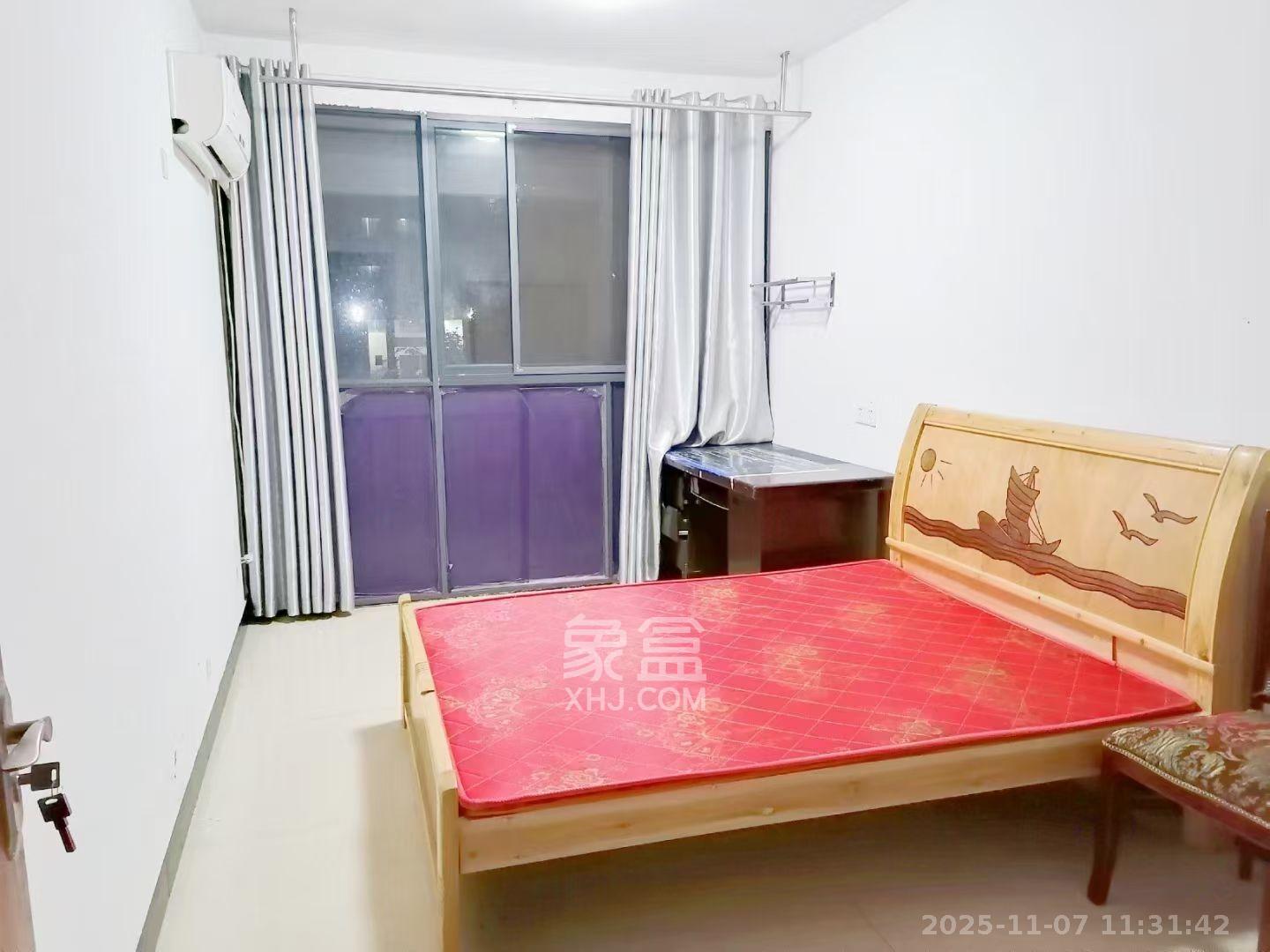 中央一品  5室2厅2卫    2200.0元/月室内图