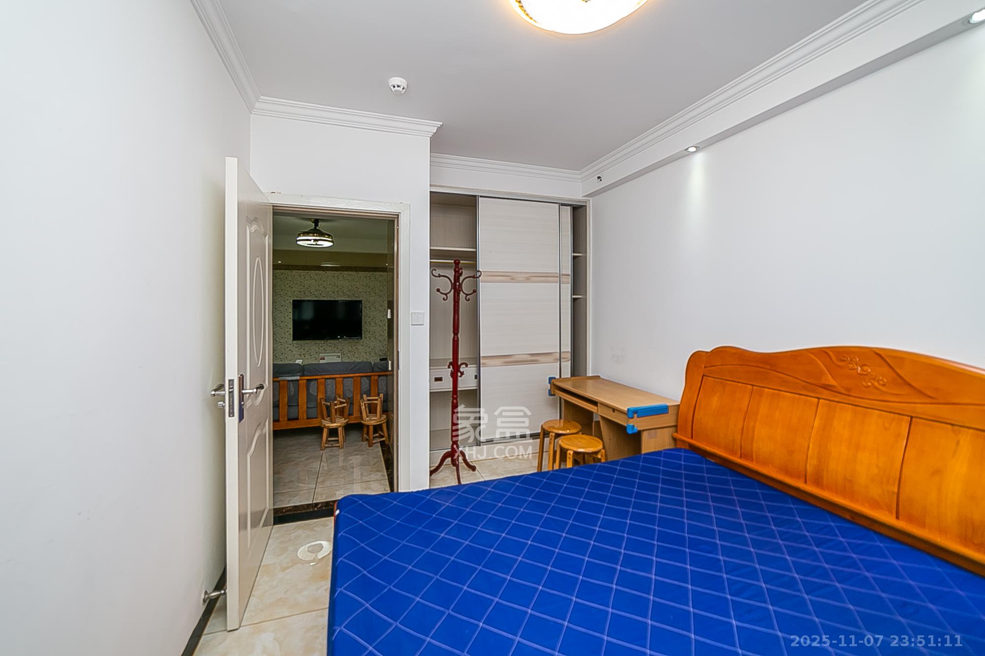 天鸿天府(天鸿中央大院) 2室1厅1卫 57.5万 天鸿天府(天鸿中央大院) 2室1厅1卫 57.5万卧室