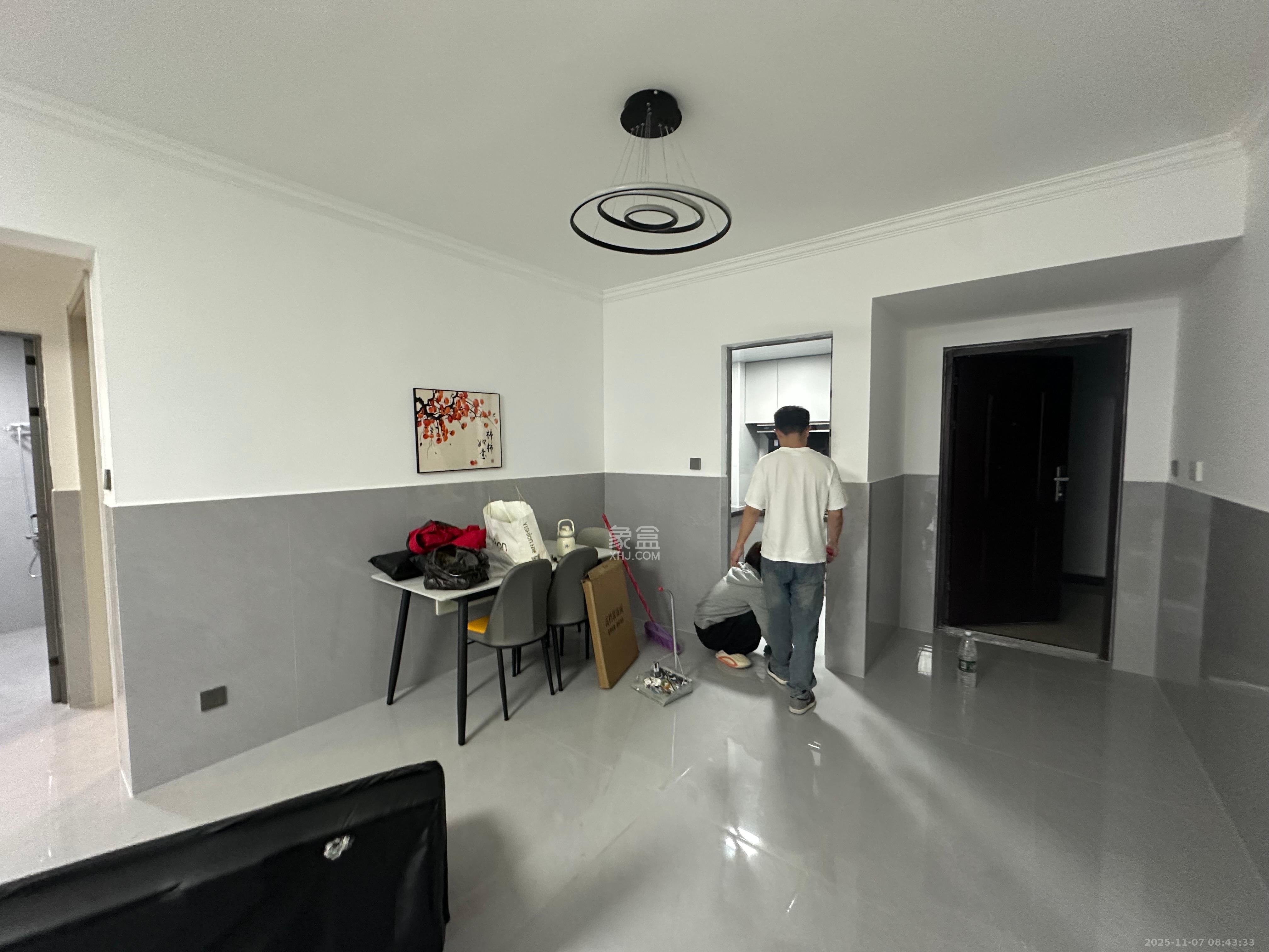 和景家园二期  2室1厅1卫    1800.0元/月室内图