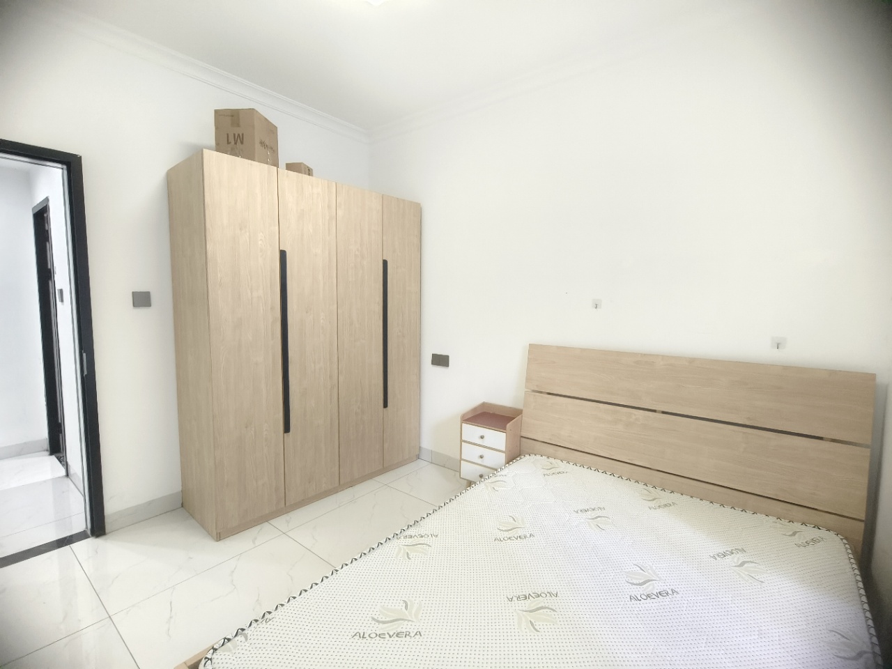 海糖小区一二期  2室2厅1卫    2000.0元/月室内图