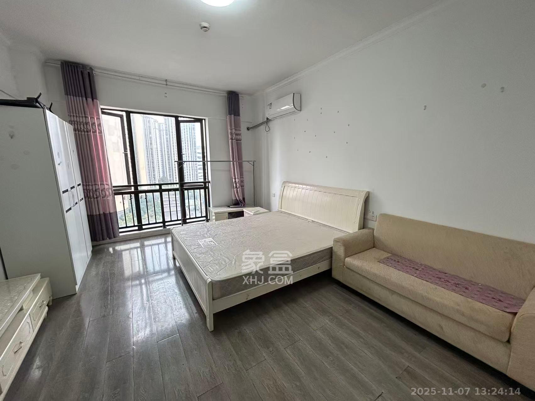 梅溪鑫苑名家  1室1厅1卫    1100.0元/月