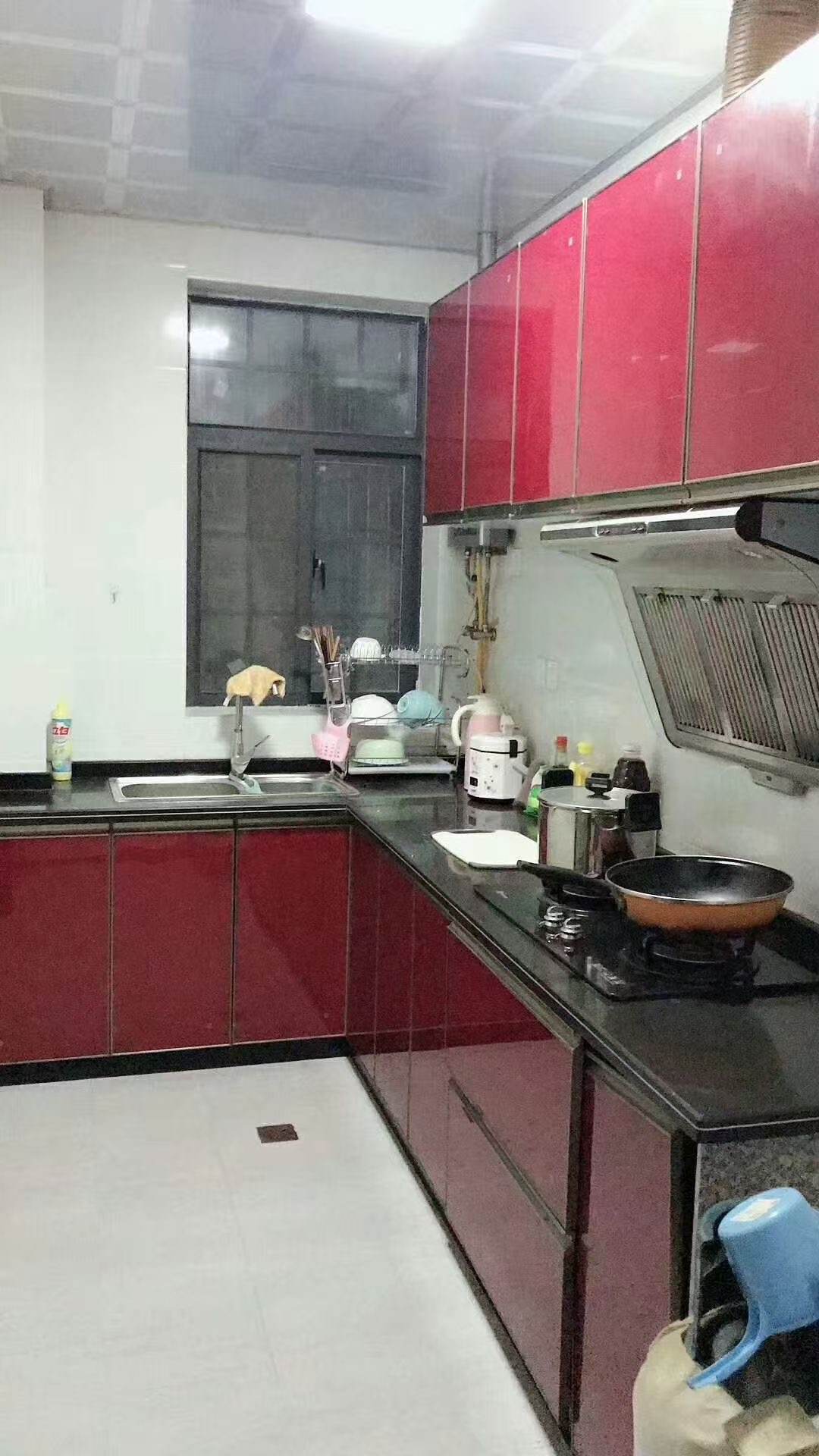 逸臣广场 2室2厅1卫 1500.0元/月 逸臣广场 2室2厅1卫 1500.0元/月室内图