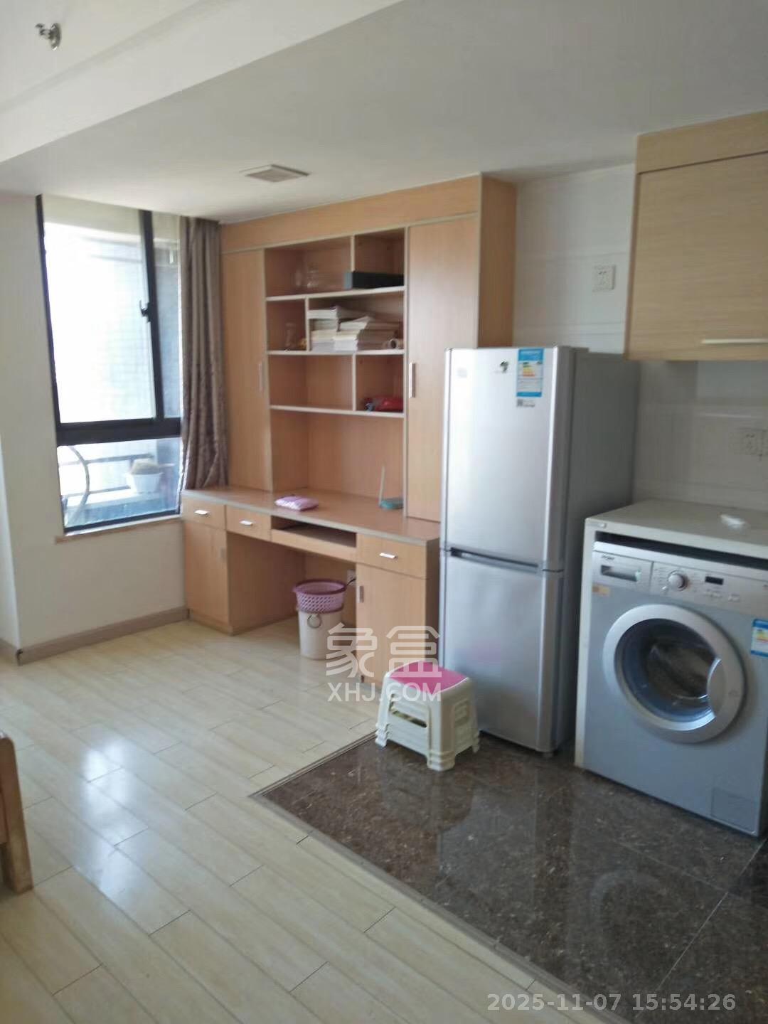 中信文化广场（中信新城二期）  1室1厅1卫    1100.0元/月