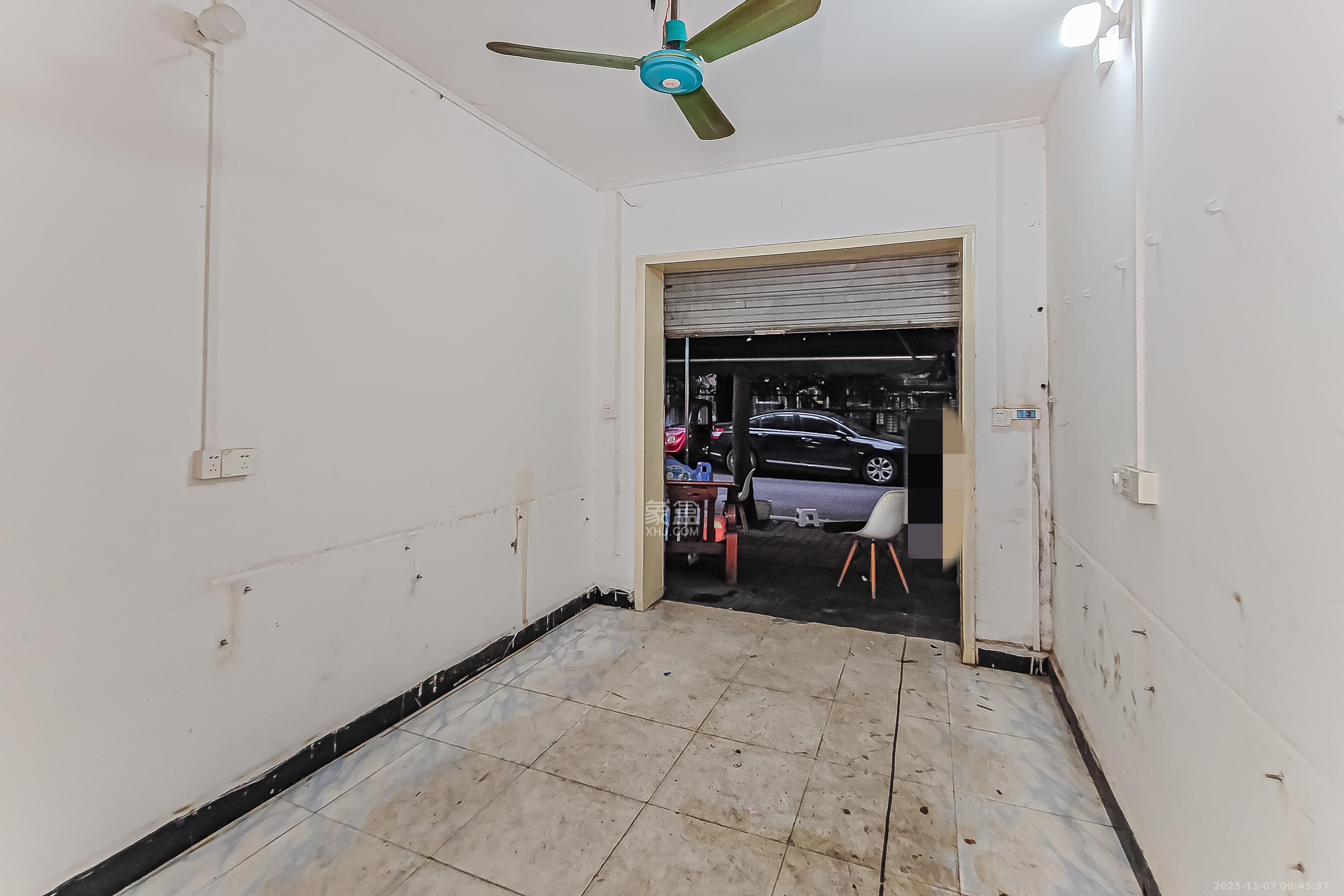 梨子山小区 2室1厅1卫 53.0万 梨子山小区 2室1厅1卫 53.0万客厅