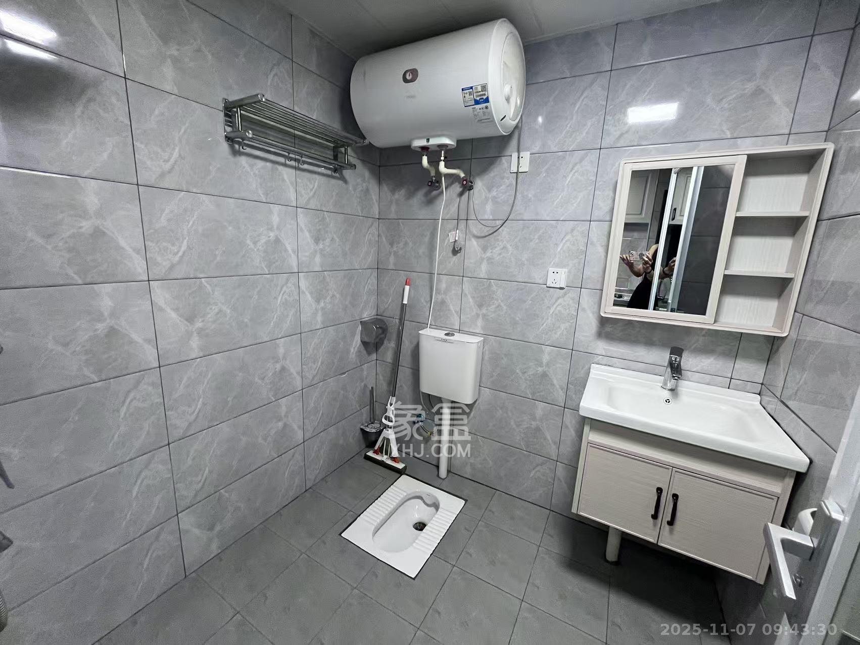 中建悦和城  1室1厅1卫    1400.0元/月室内图