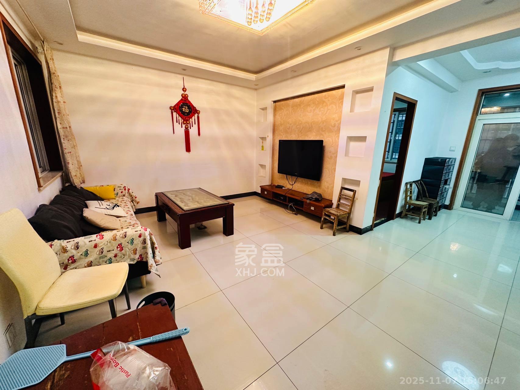 和馨园  3室1厅1卫    2200.0元/月