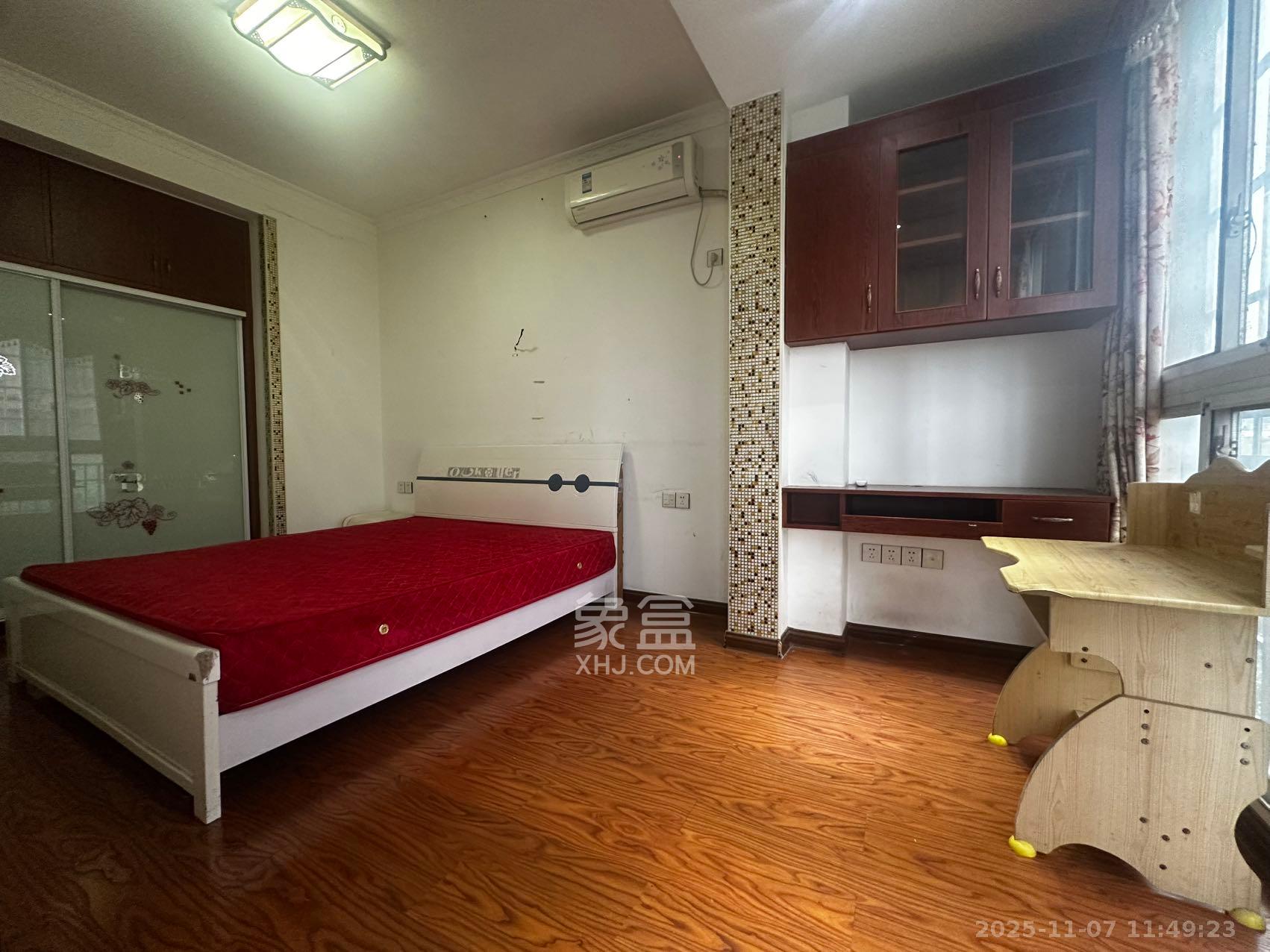 正东佳源  3室2厅2卫    1300.0元/月室内图