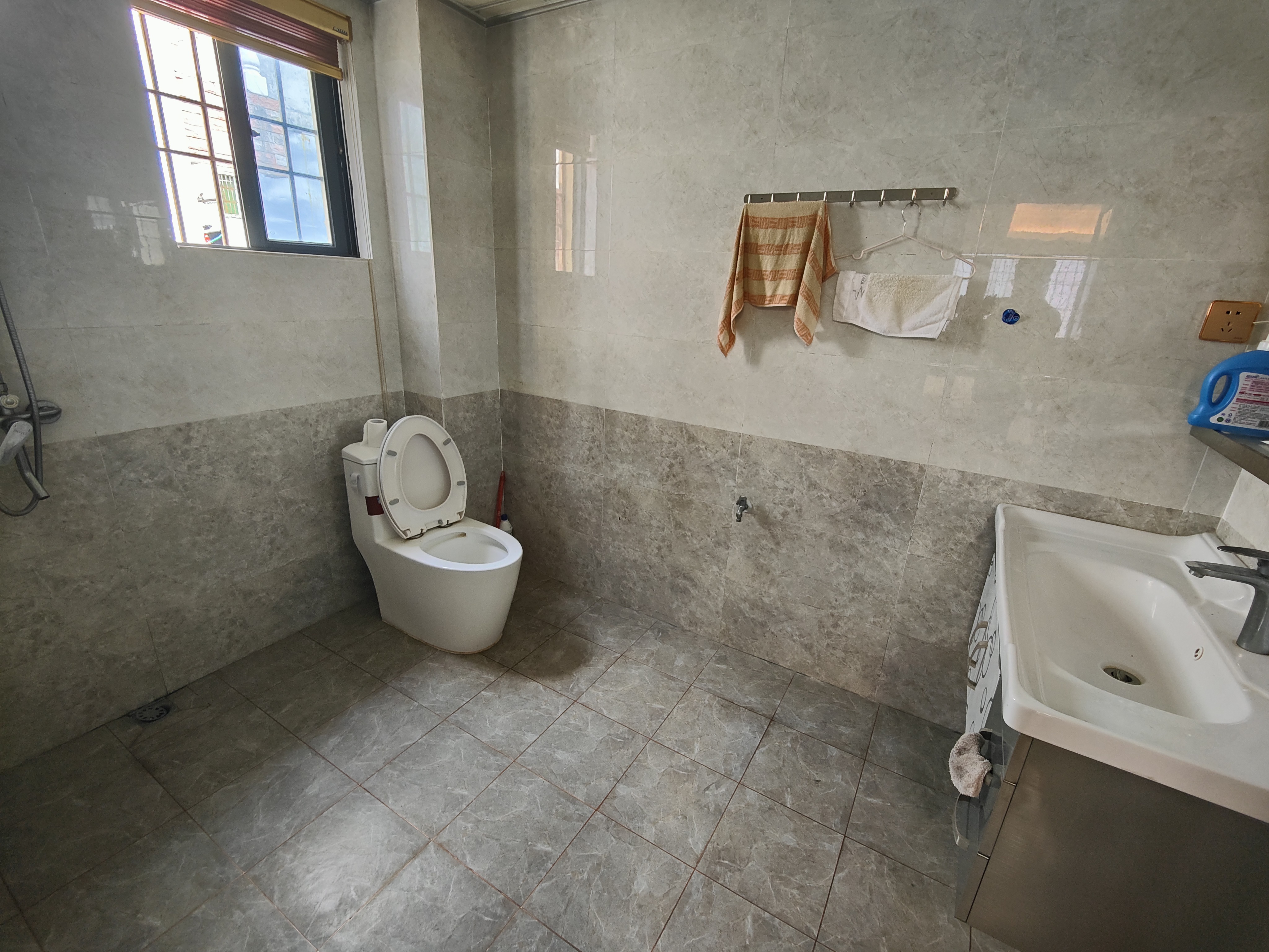 富怡别墅  8室3厅5卫    13000.0元/月室内图