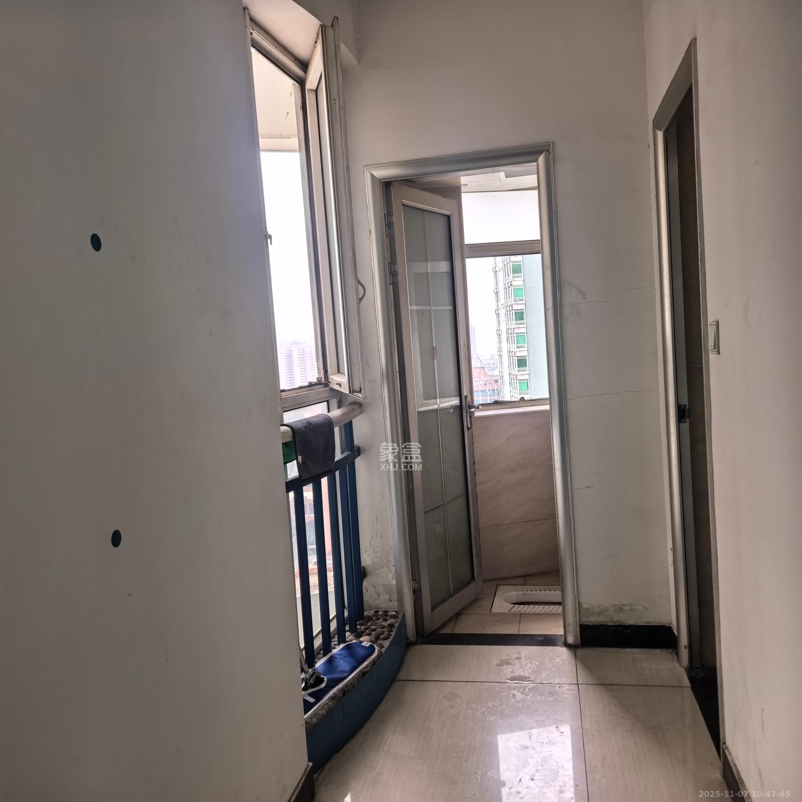 新世纪花苑 3室2厅2卫 4000.0元/月 新世纪花苑 3室2厅2卫 4000.0元/月室内图