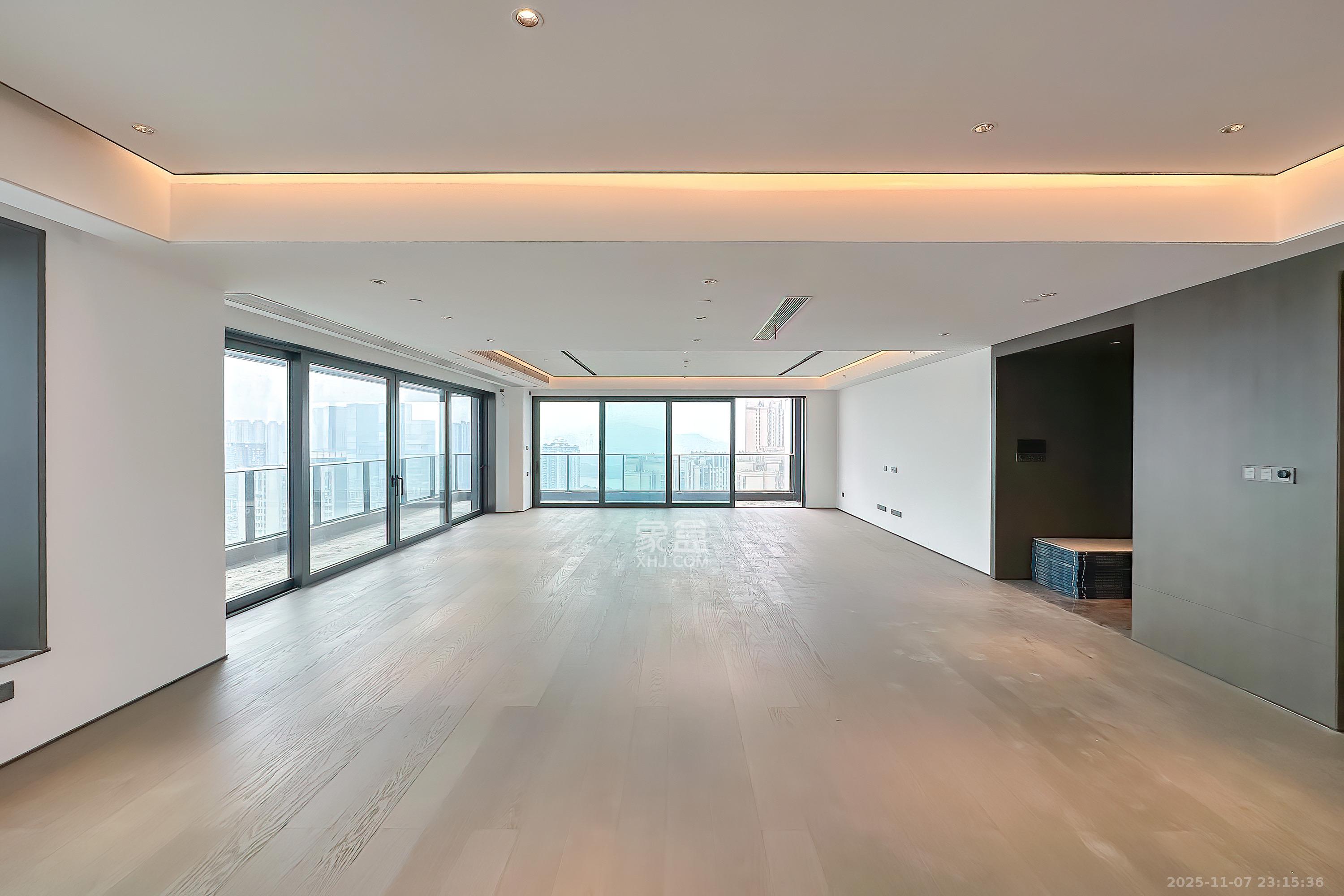 万科瑧湾汇  4室2厅4卫    22000.0元/月