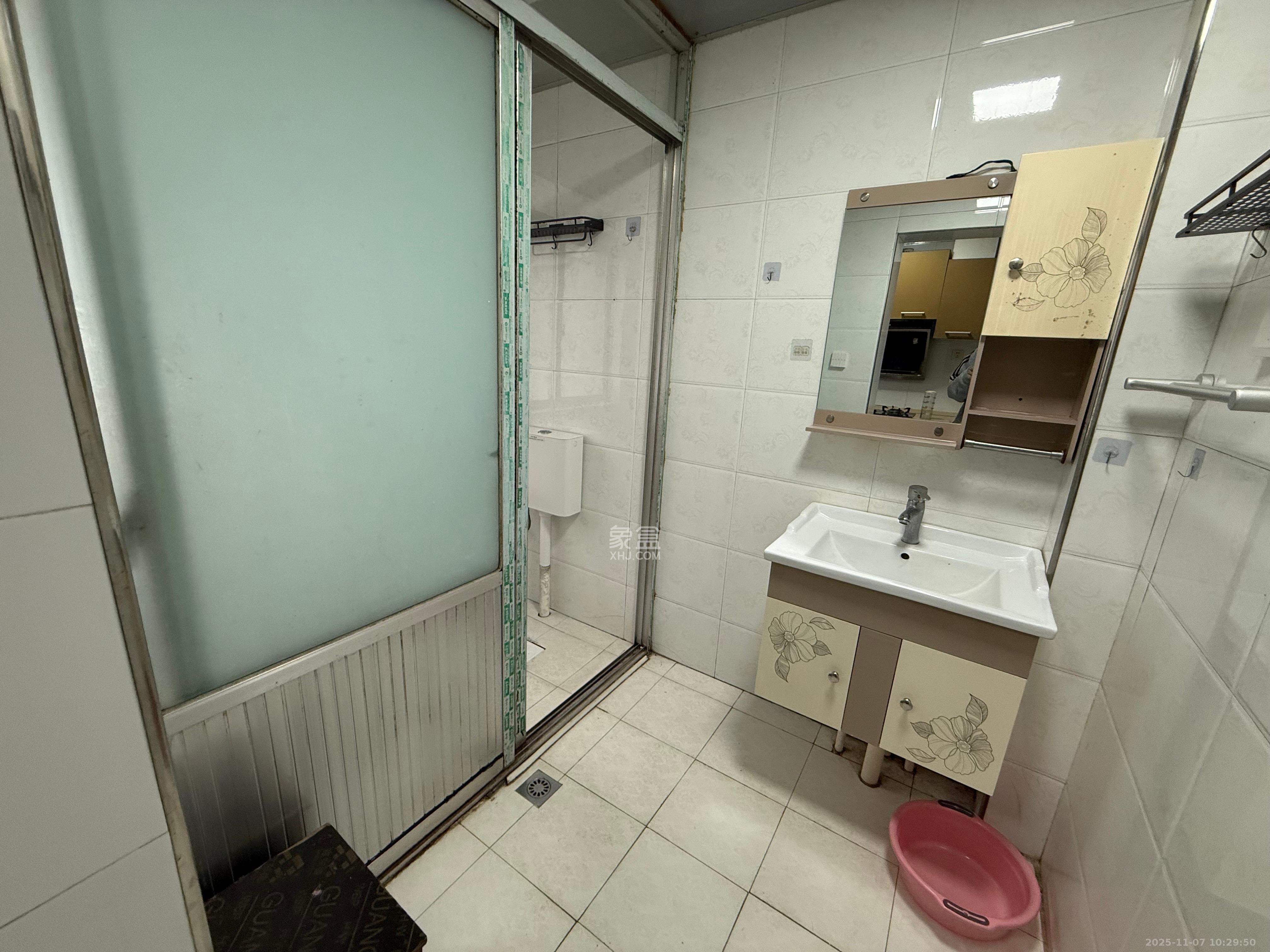 先锋新宇 2室1厅1卫 1700.0元/月 先锋新宇 2室1厅1卫 1700.0元/月室内图