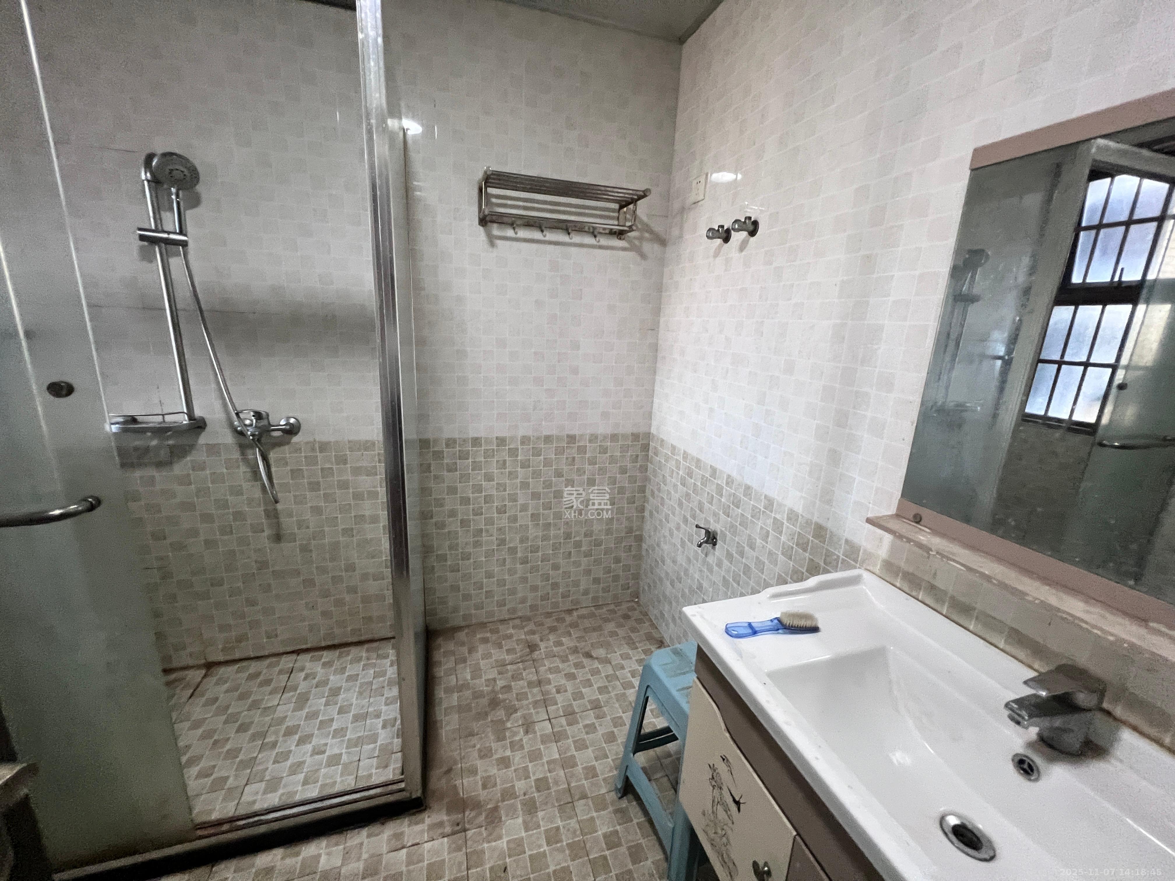 茂华国际湘 3室1厅2卫 2600.0元/月 茂华国际湘 3室1厅2卫 2600.0元/月室内图