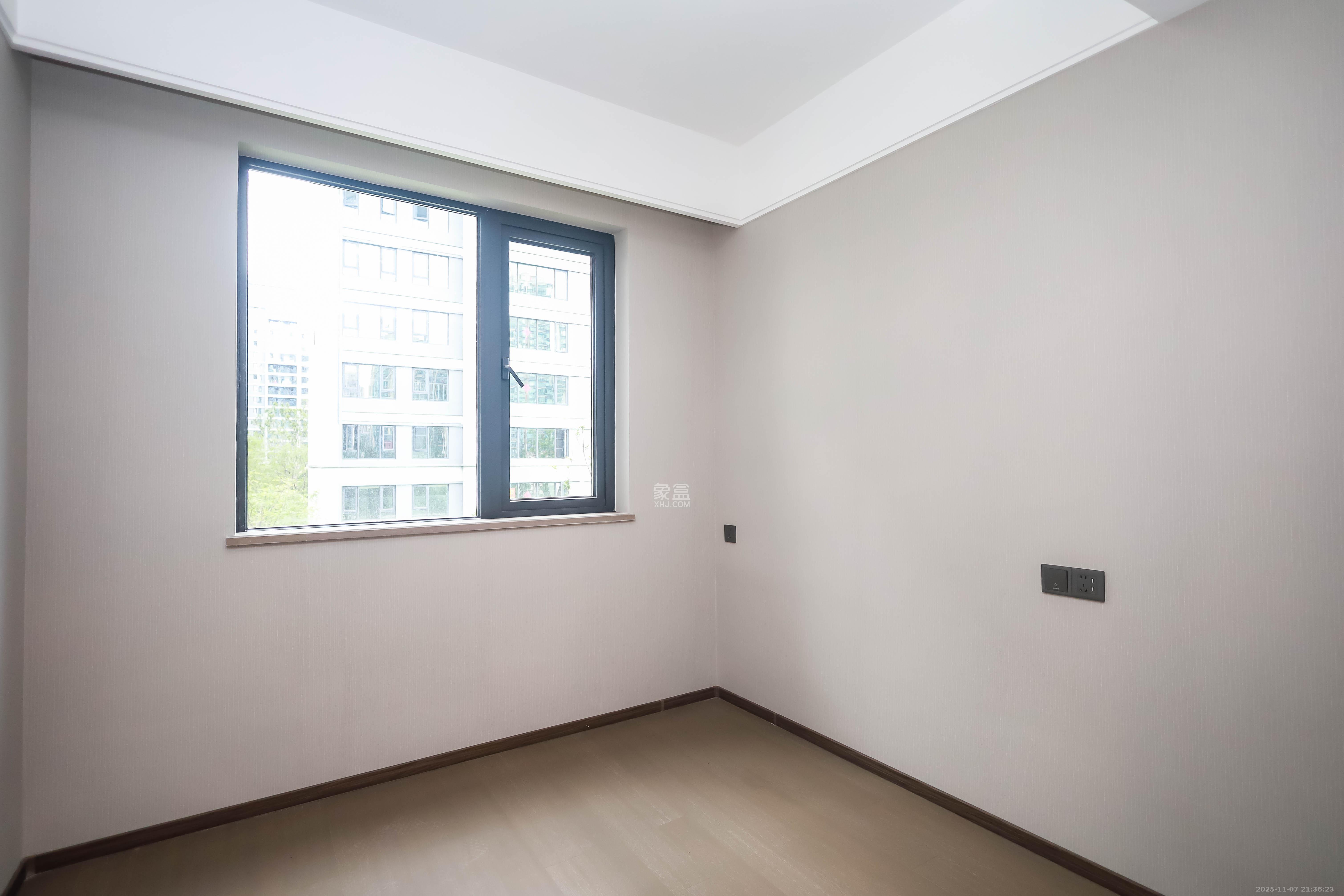 龙湖舜山府 3室2厅1卫 162.0万 龙湖舜山府 3室2厅1卫 162.0万卧室