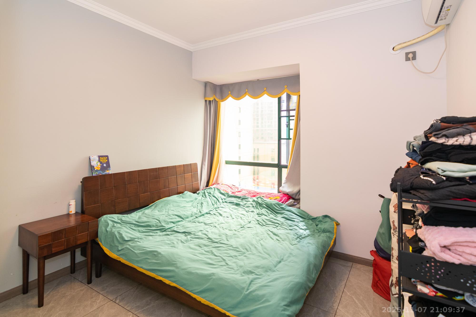 富基世纪公园 3室2厅1卫 60.0万 富基世纪公园 3室2厅1卫 60.0万卧室