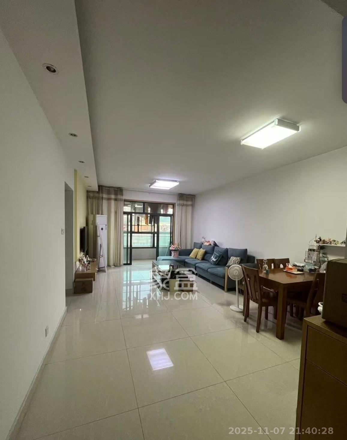 湘府9号  2室2厅1卫    2100.0元/月室内图