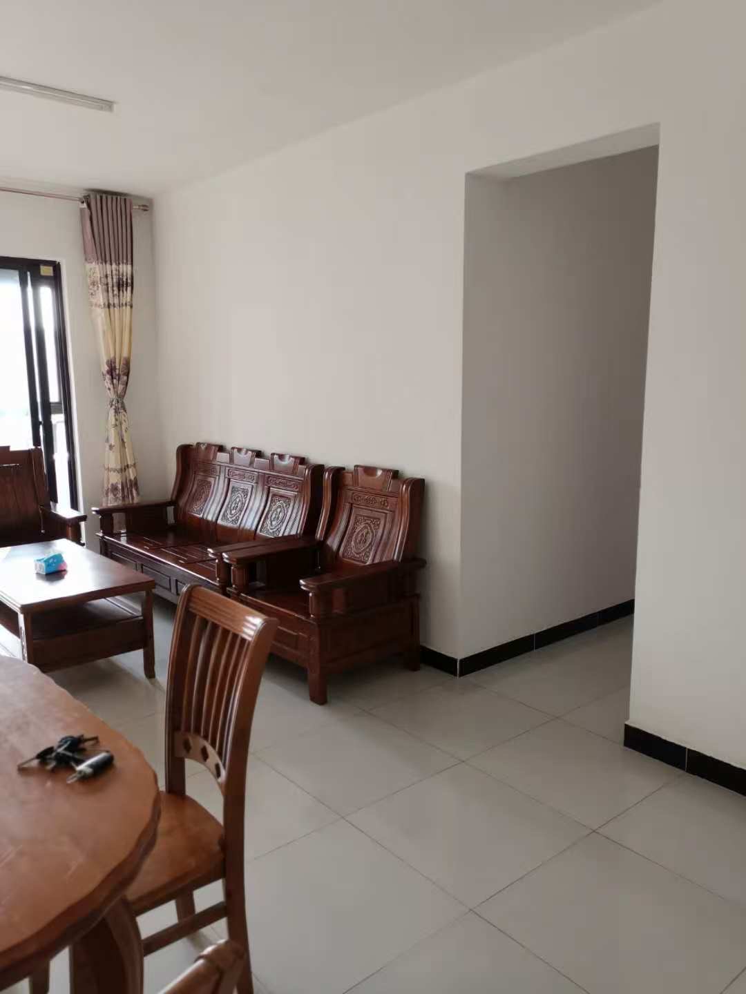 绿地城悦城 3室2厅2卫 2500.0元/月 绿地城悦城 3室2厅2卫 2500.0元/月室内图