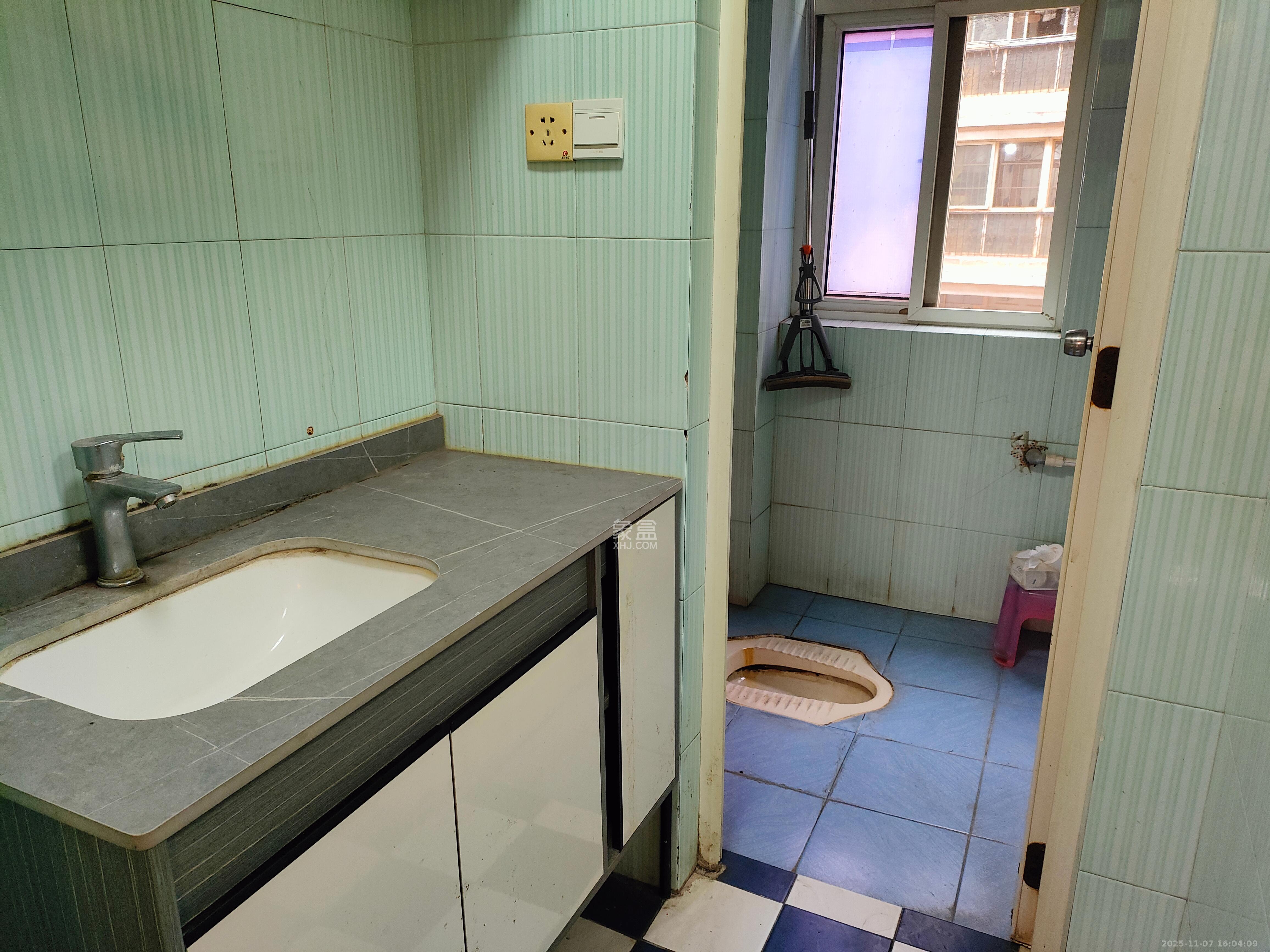 融城花苑  3室2厅1卫    1800.0元/月室内图