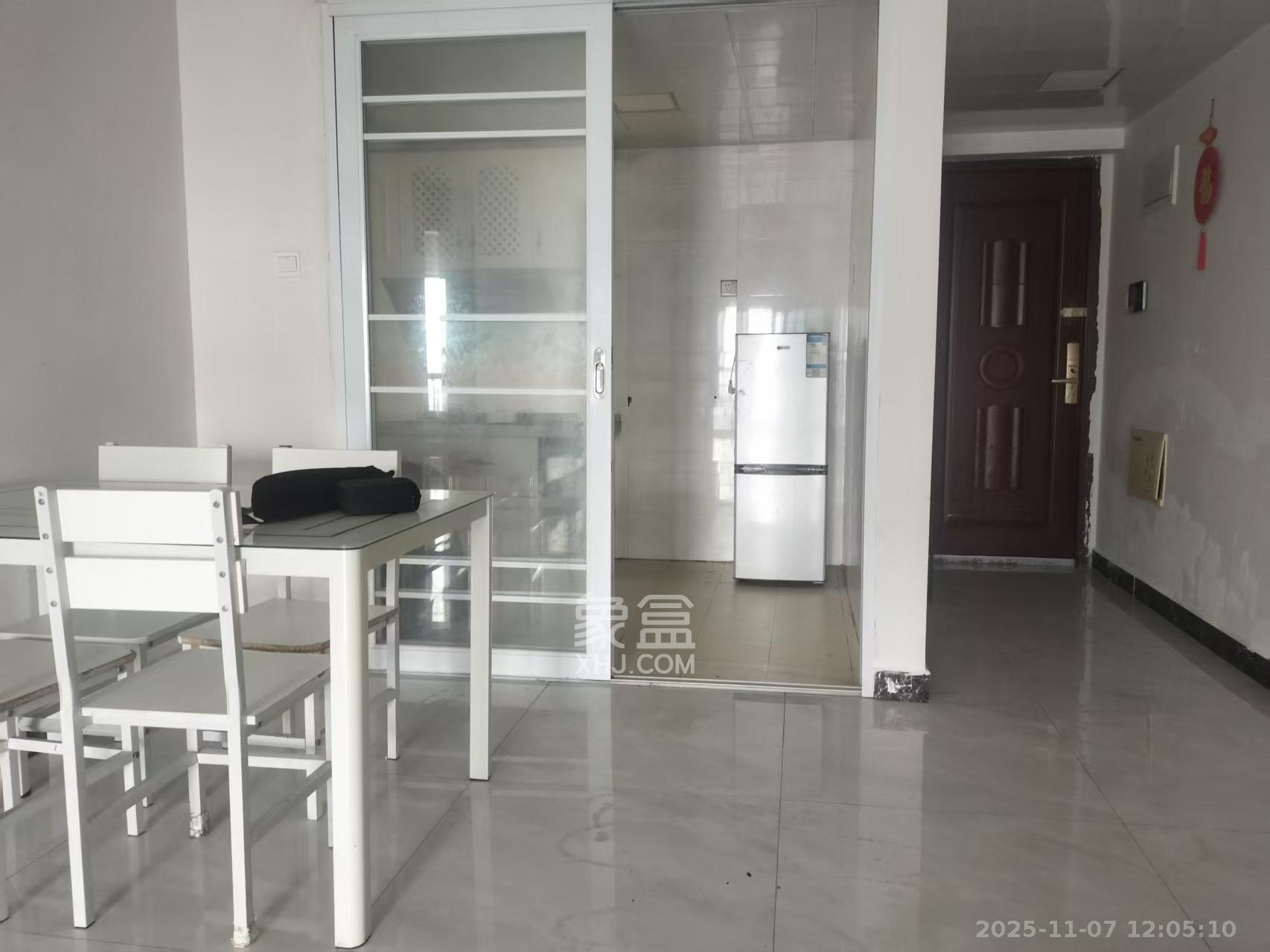 达美D6区  2室2厅1卫    2000.0元/月室内图