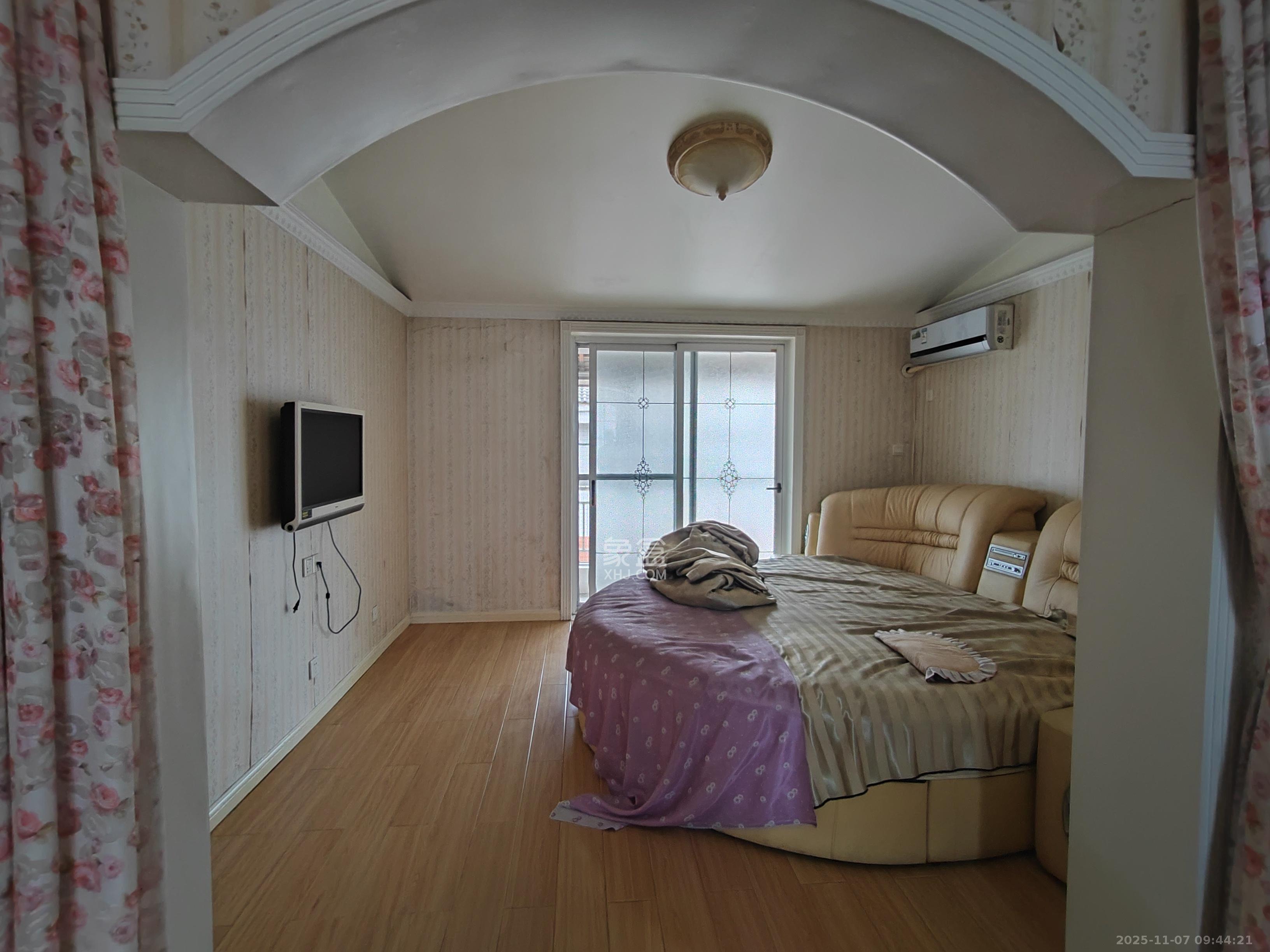 湘绣城  5室3厅2卫    2600.0元/月室内图