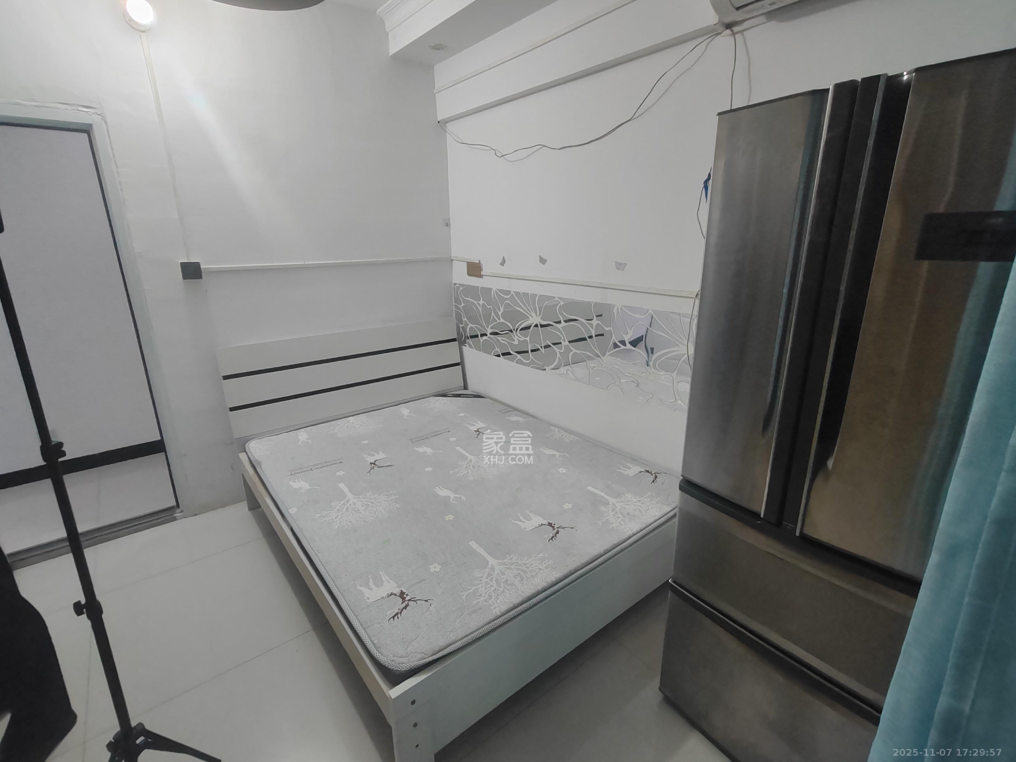 和沁园  1室0厅0卫    800.0元/月室内图